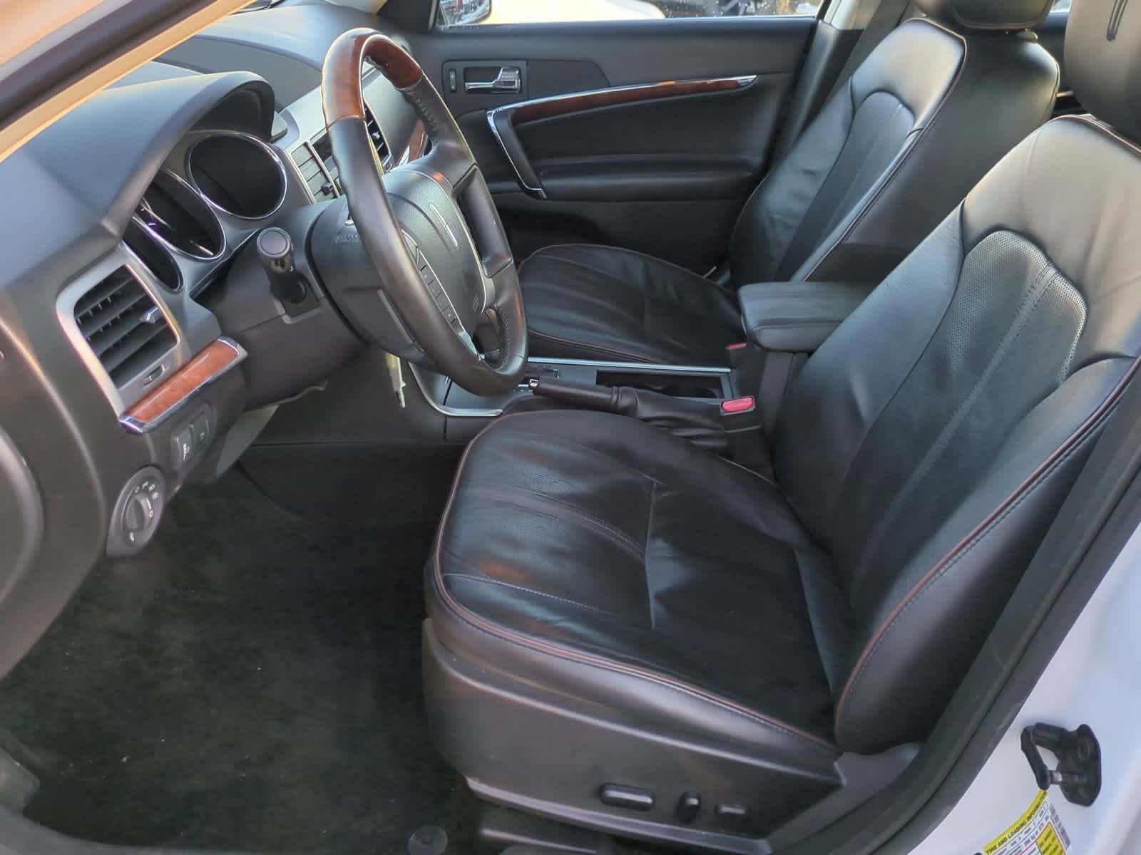 Thumbnail: 2012 Lincoln MKZ - 16