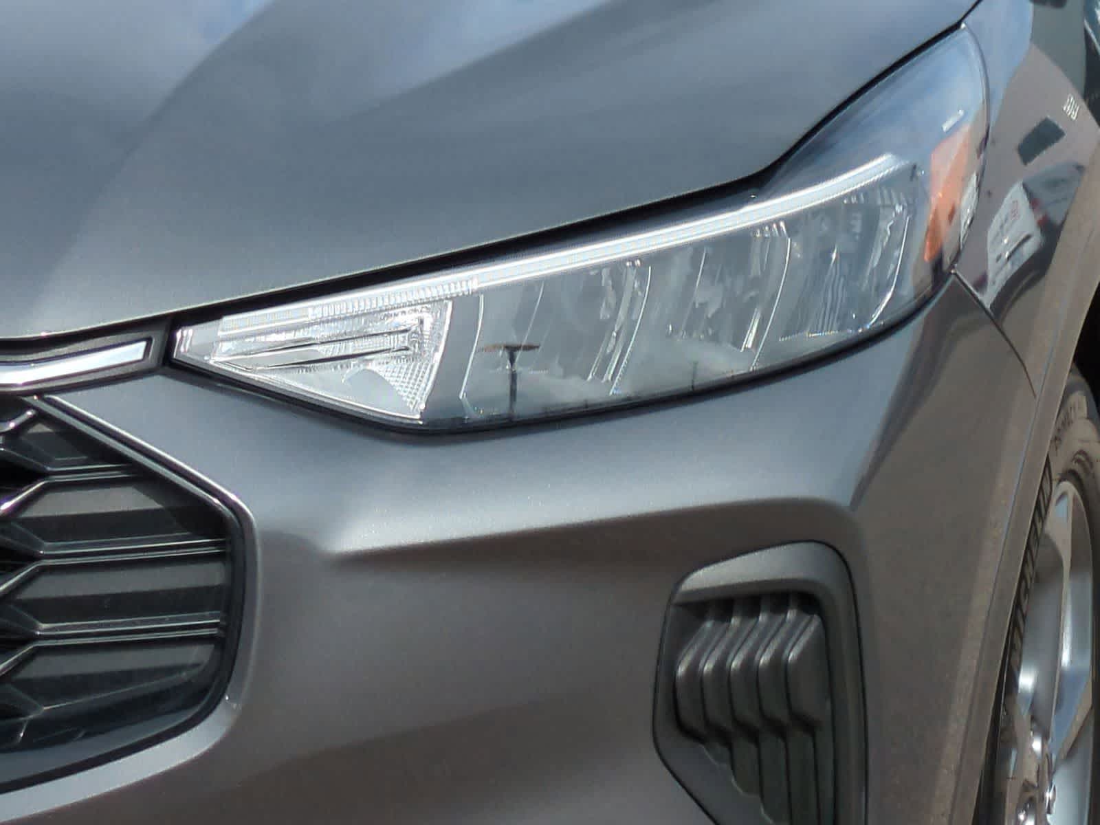 Thumbnail: 2023 Ford Escape - 11