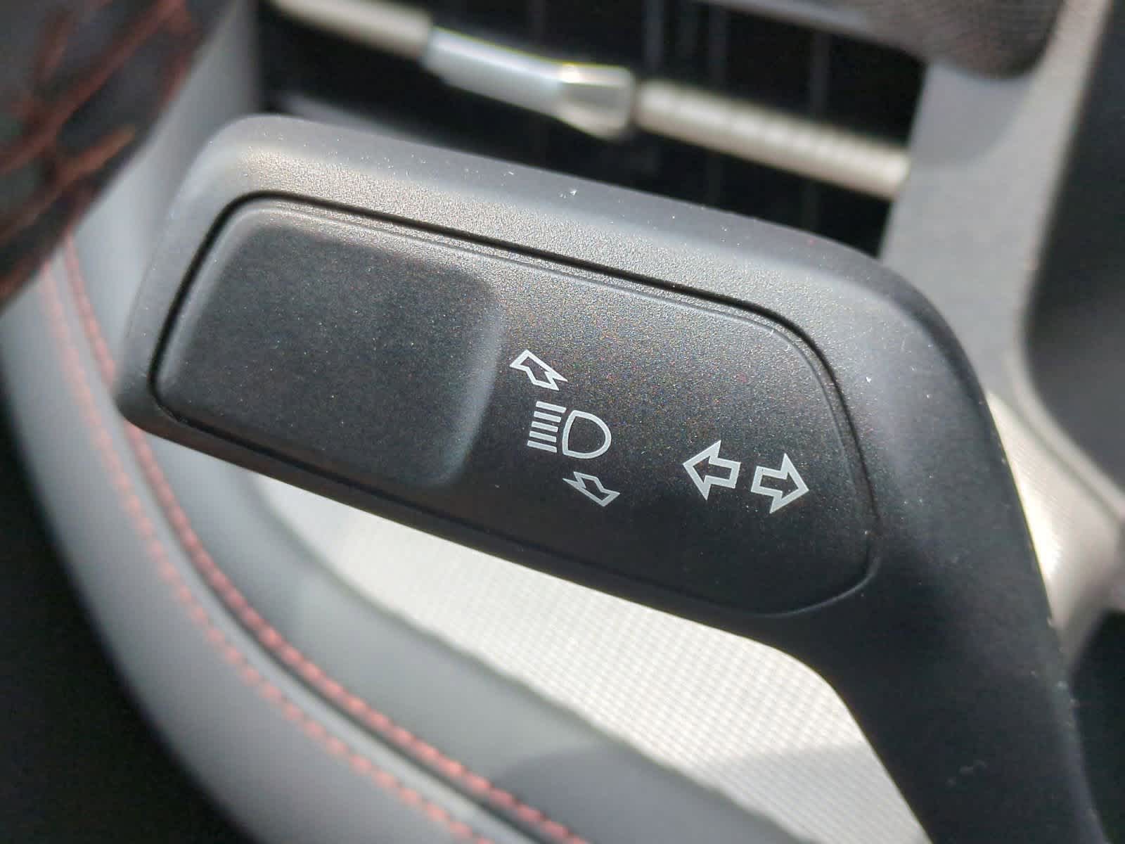 2025 Ford Explorer Active 26