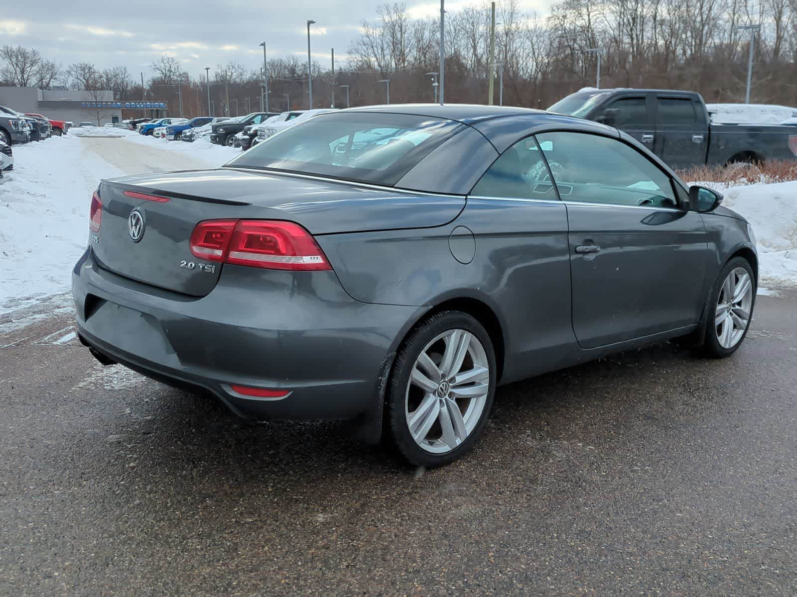 Thumbnail: 2013 Volkswagen Eos - 8