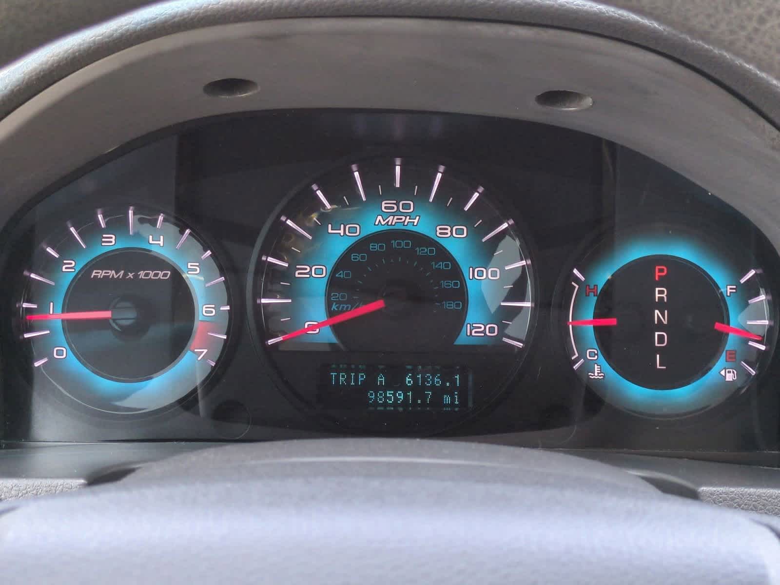 Thumbnail: 2010 Ford Fusion - 32