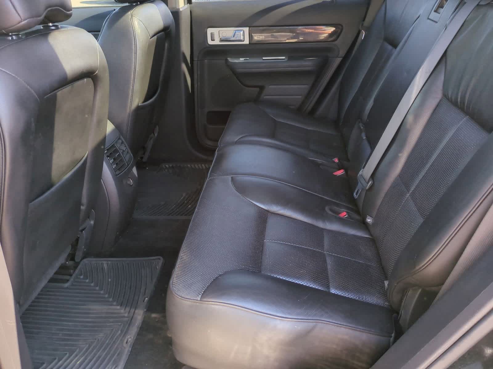 Thumbnail: 2010 Lincoln MKX - 20