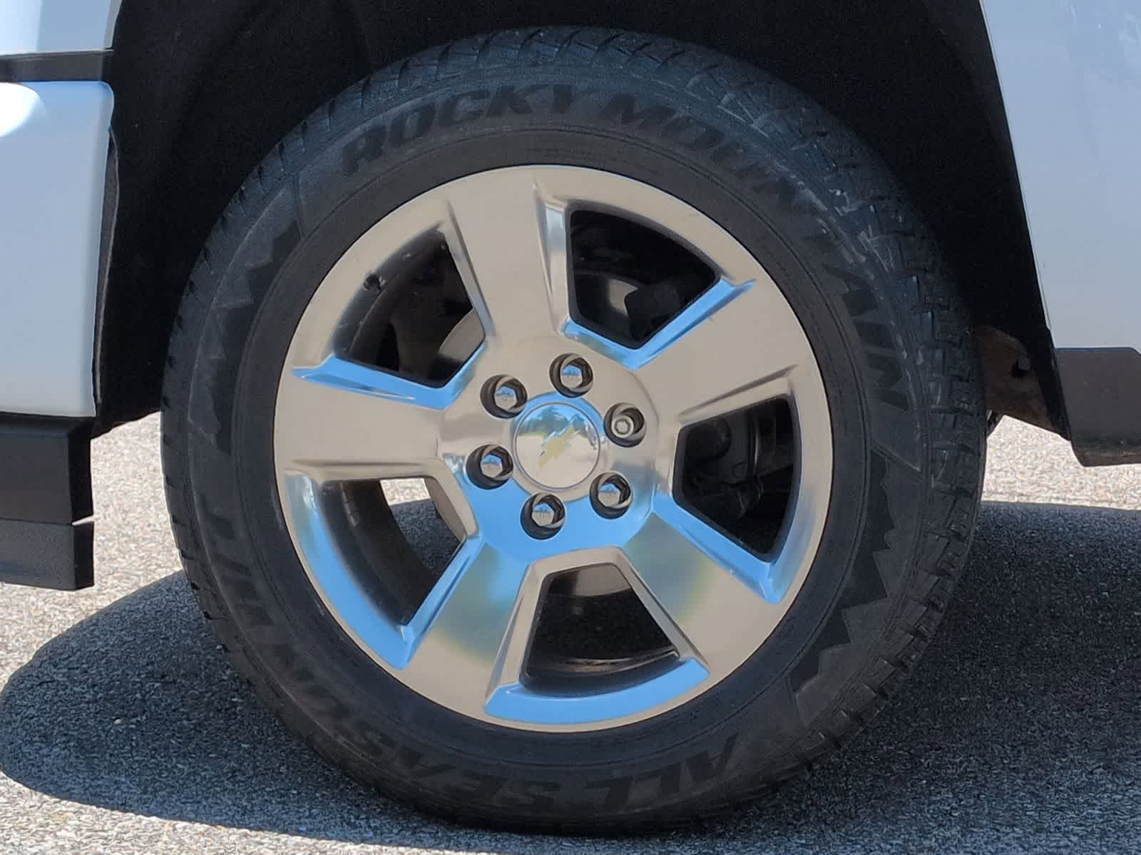 Thumbnail: 2018 Chevrolet Silverado 1500 - 14