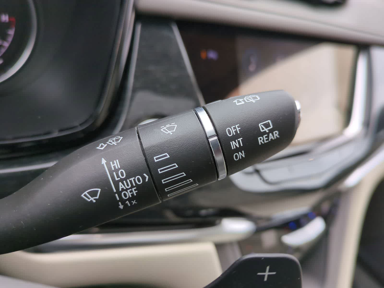 Thumbnail: 2022 Cadillac XT6 - 29