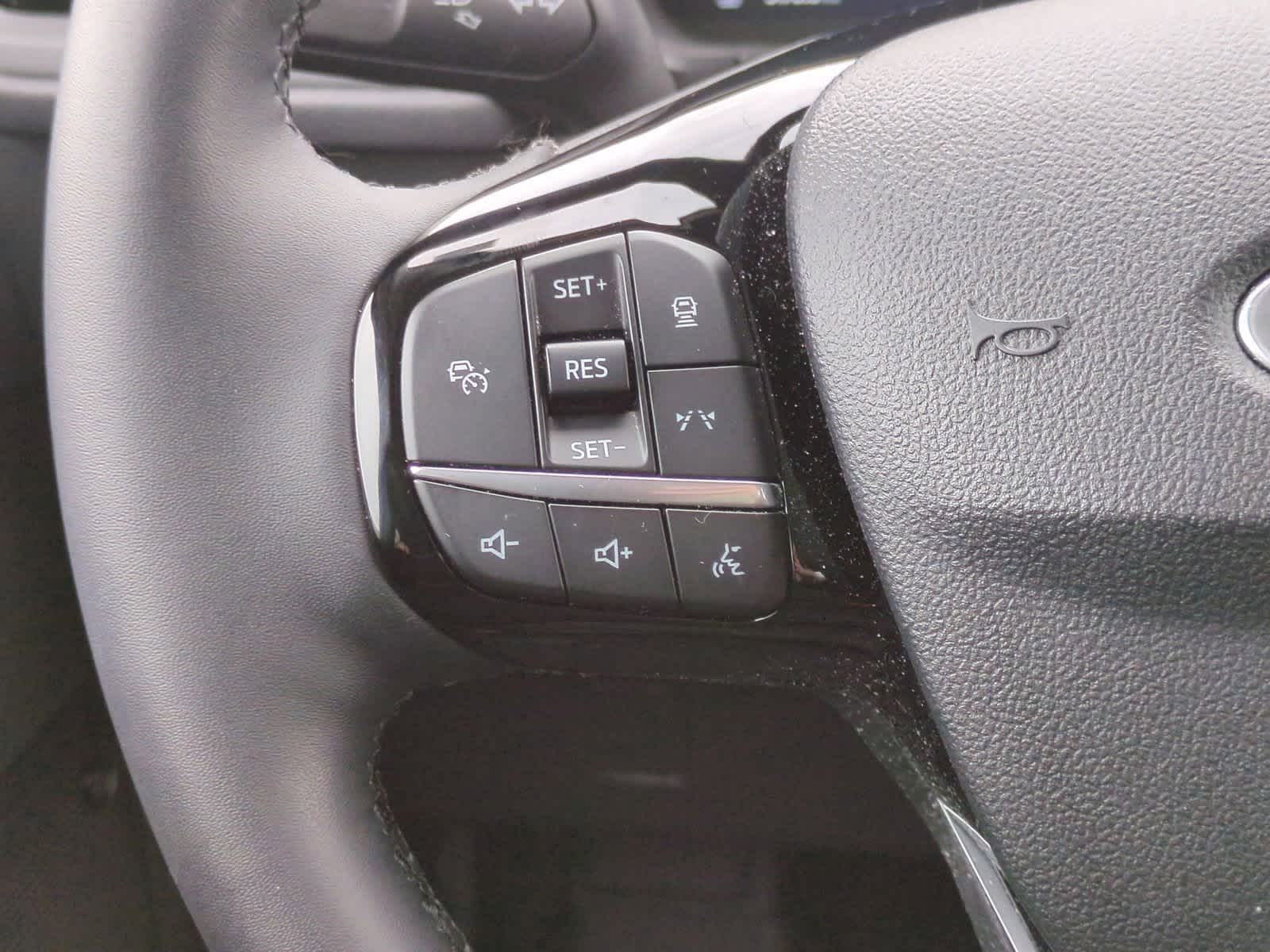 Thumbnail: 2023 Ford Escape - 23