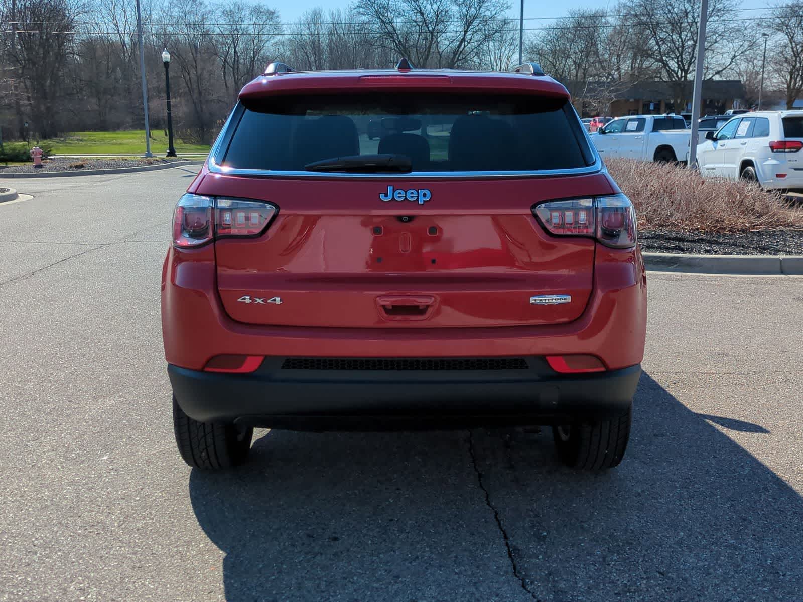 Thumbnail: 2020 Jeep Compass - 7