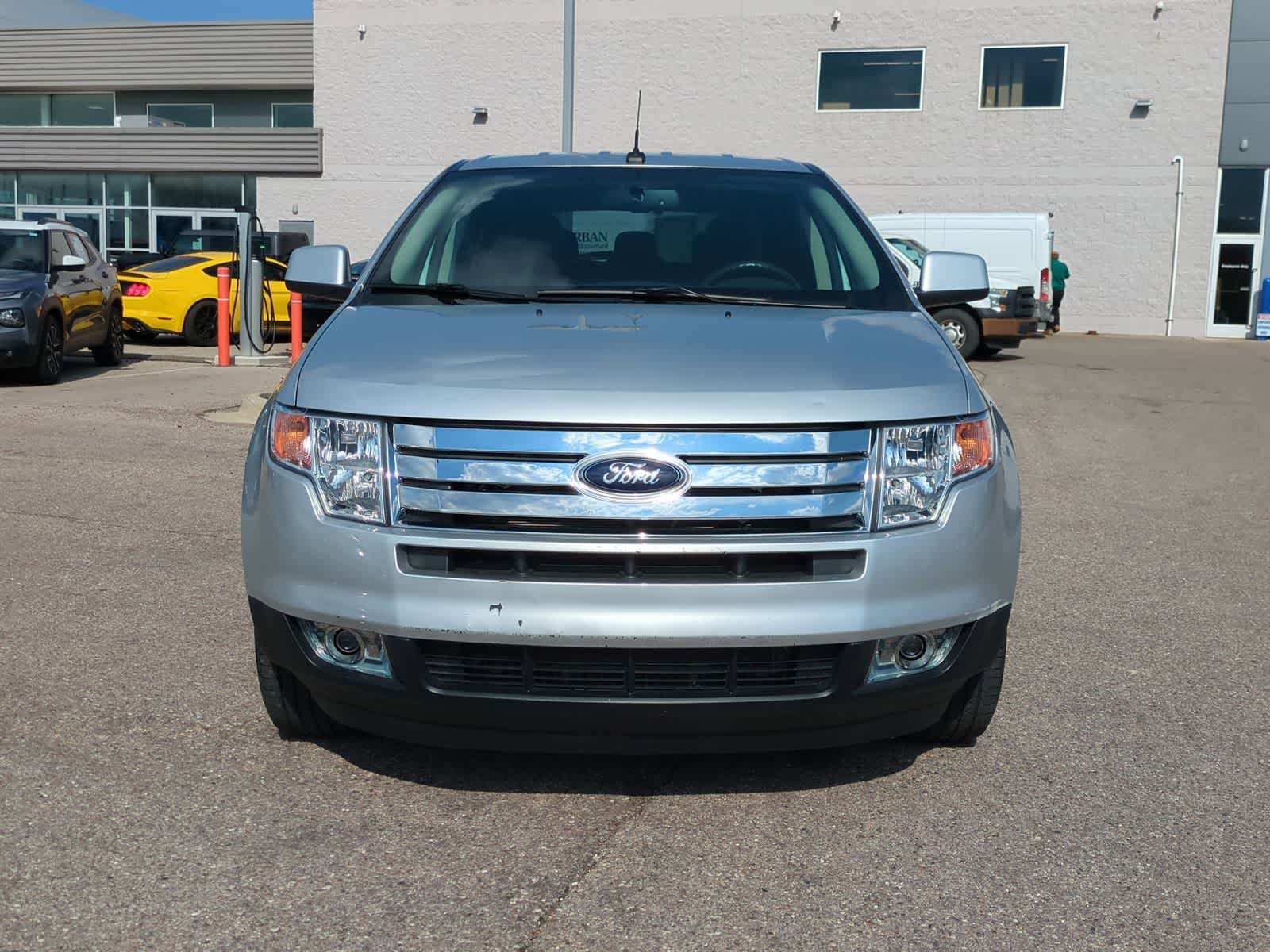 Thumbnail: 2010 Ford Edge - 3