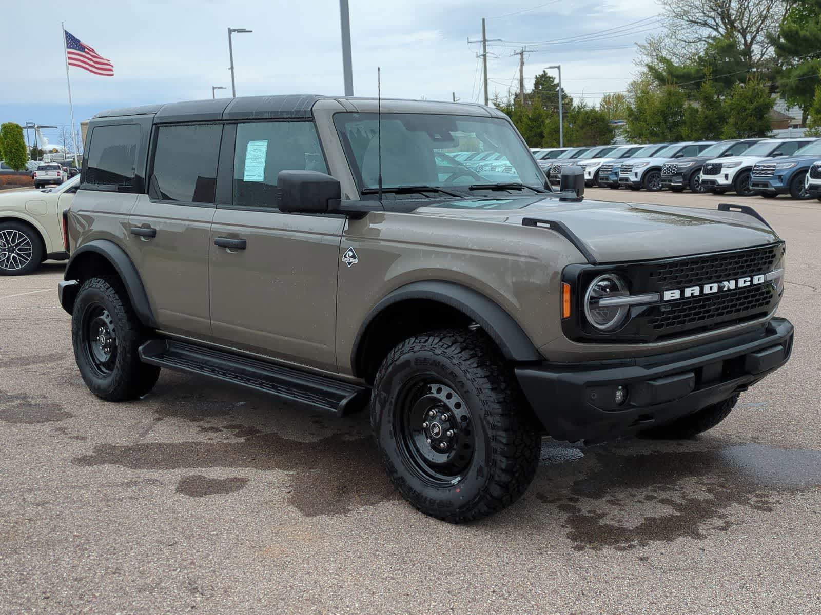 Thumbnail: 2026 Ford Bronco - 2