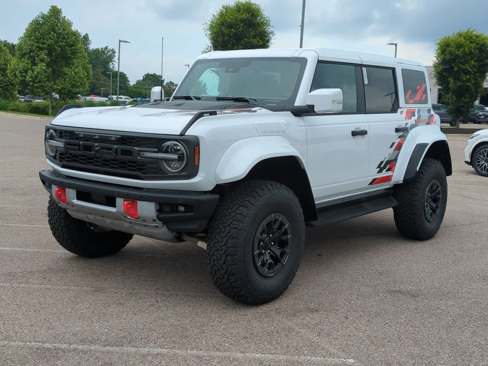 Thumbnail: 2025 Ford Bronco - 4