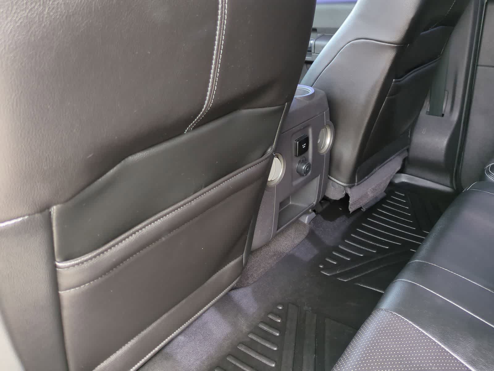 Thumbnail: 2015 Ford Econoline - 18