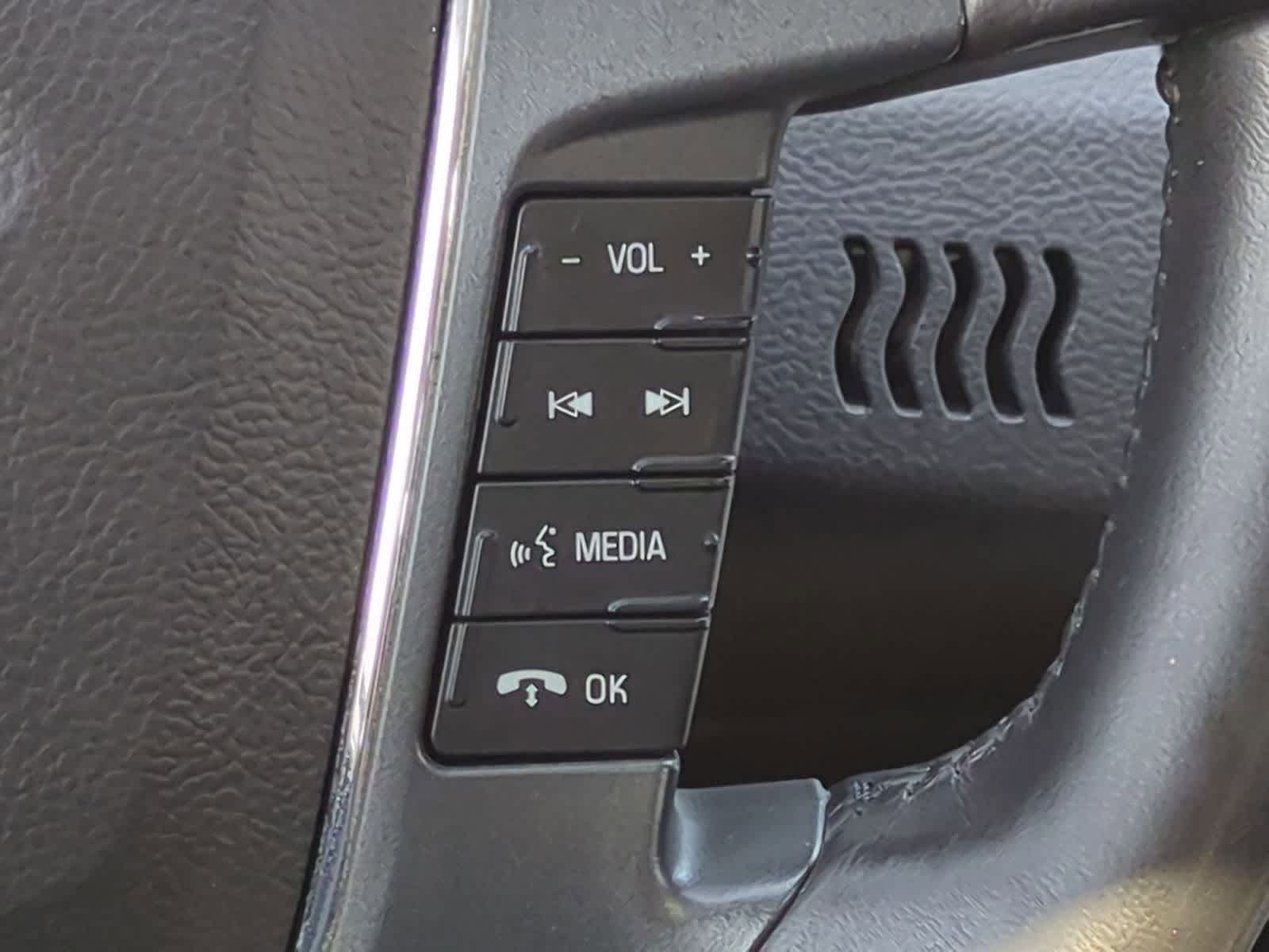 Thumbnail: 2011 Ford Taurus - 26