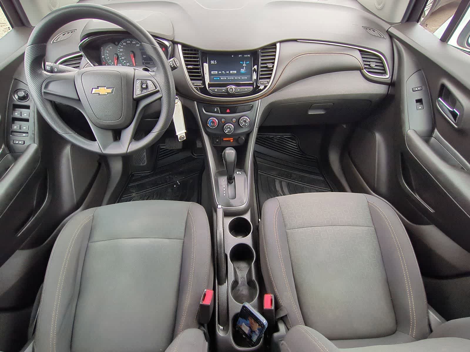 Thumbnail: 2017 Chevrolet Trax - 14