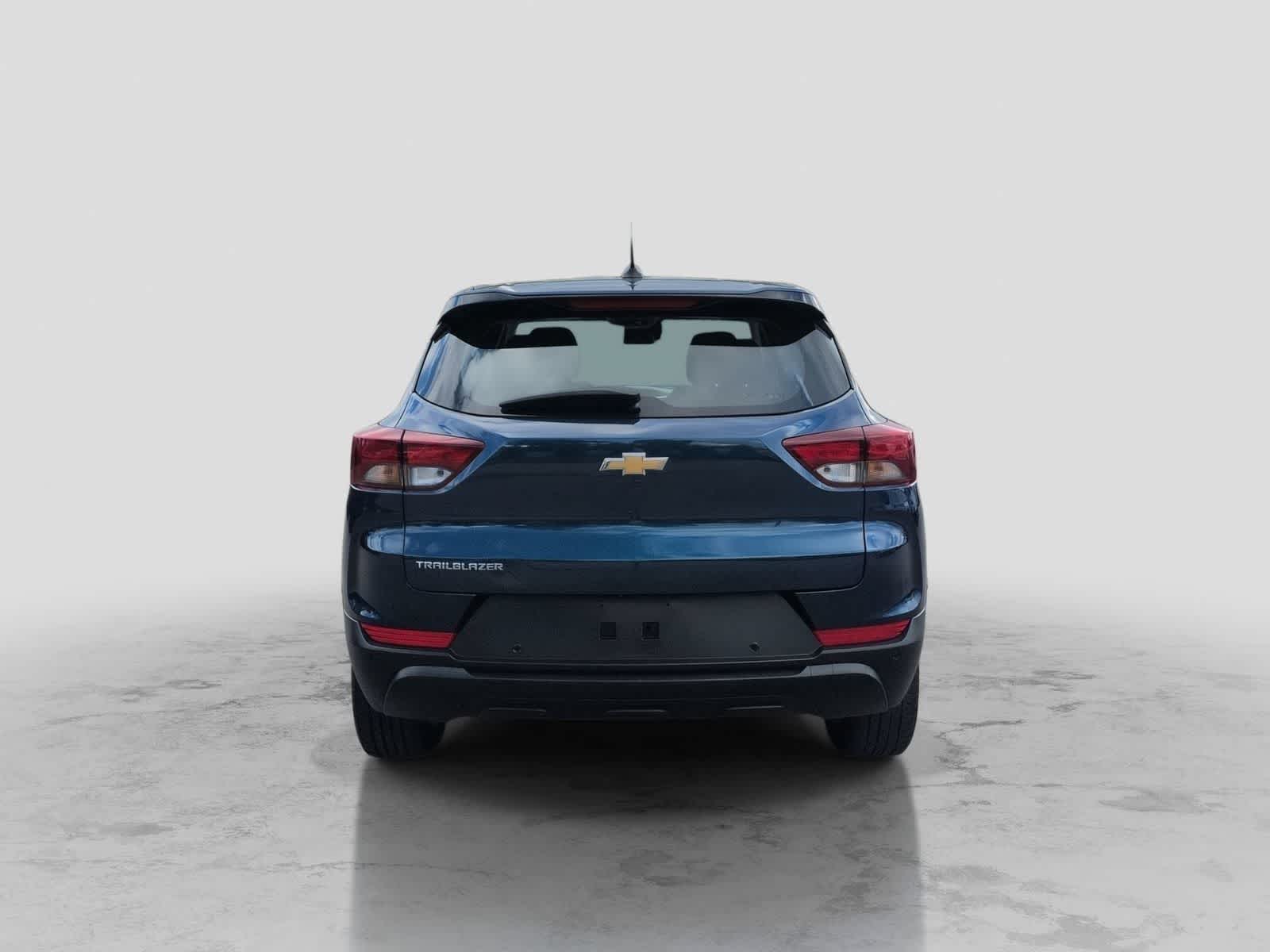 Thumbnail: 2021 Chevrolet TrailBlazer - 7