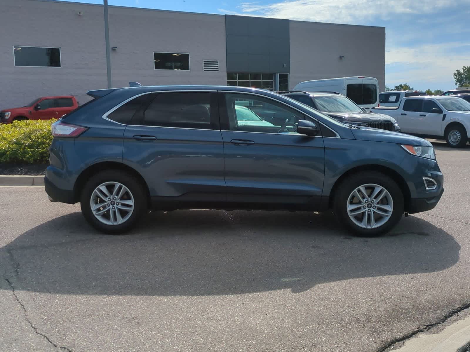 Thumbnail: 2018 Ford Edge - 9