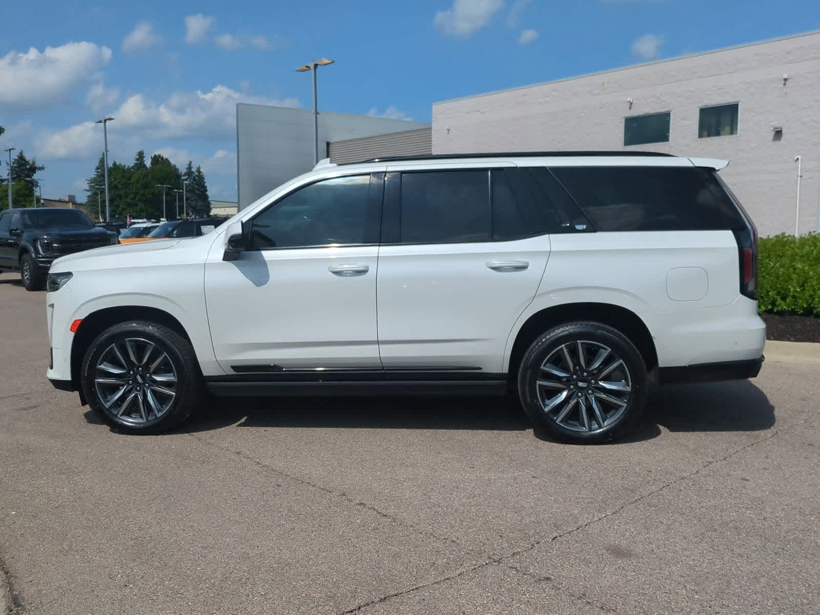 Thumbnail: 2021 Cadillac Escalade - 5