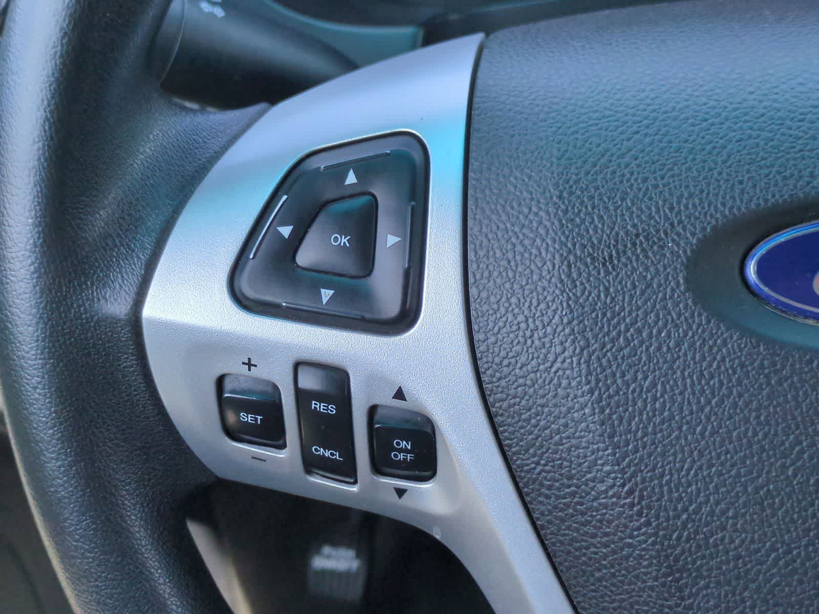 Thumbnail: 2015 Ford Explorer - 23