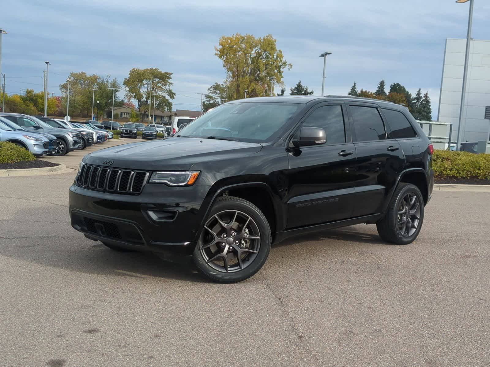 Thumbnail: 2021 Jeep Grand Cherokee - 1