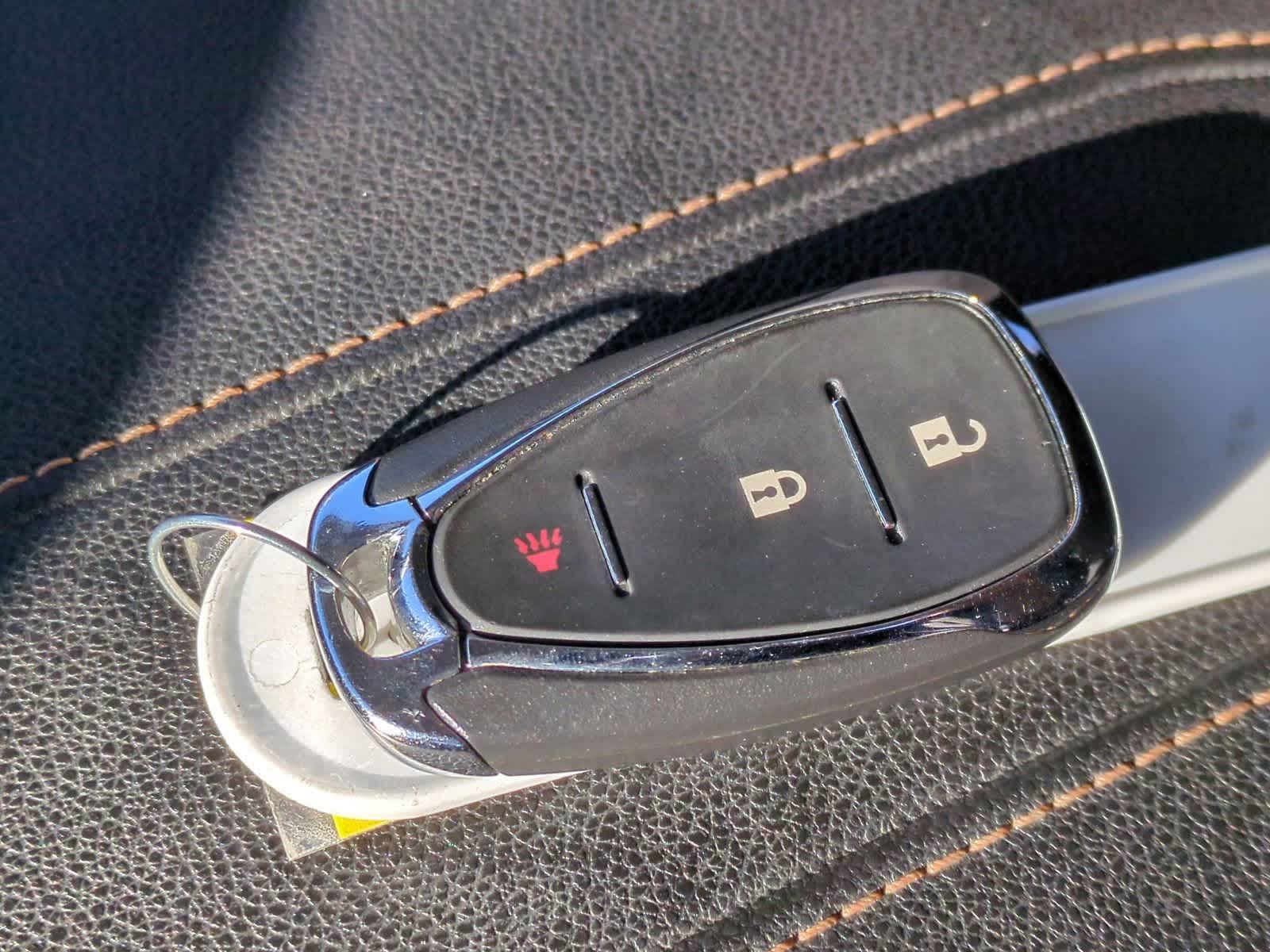 Thumbnail: 2018 Chevrolet Traverse - 36