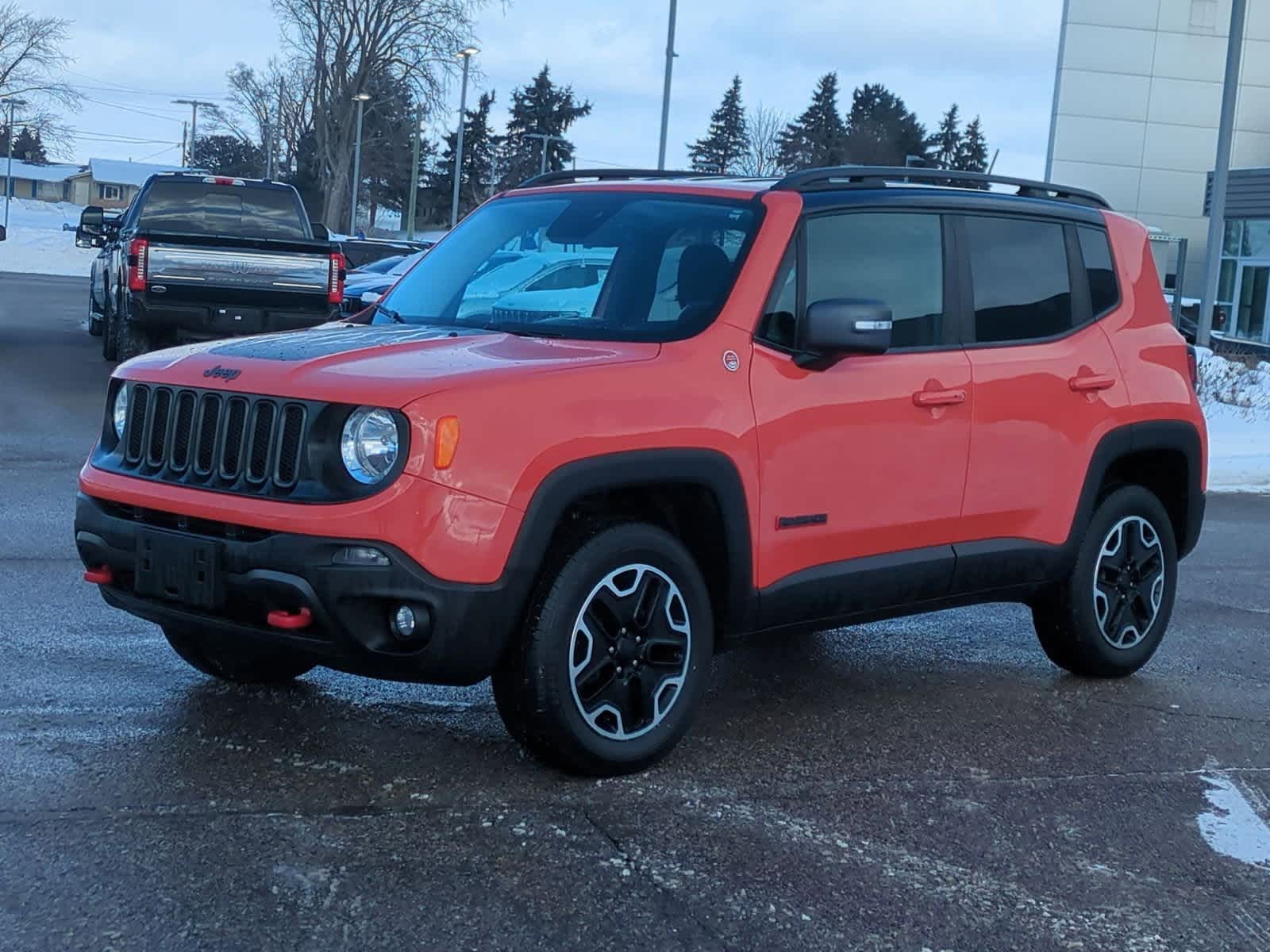 Thumbnail: 2017 Jeep Renegade - 4