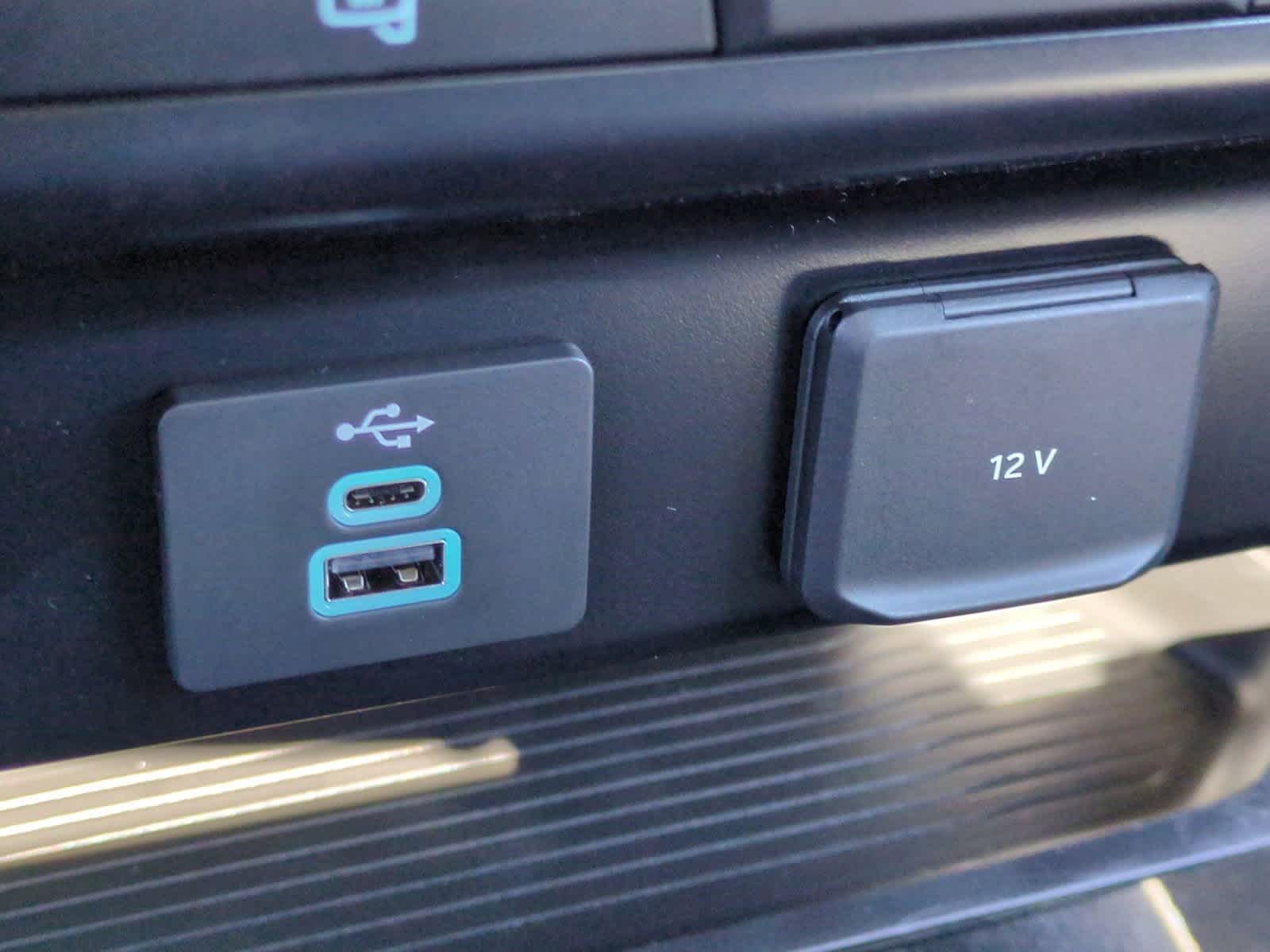 Thumbnail: 2025 Ford Econoline - 27