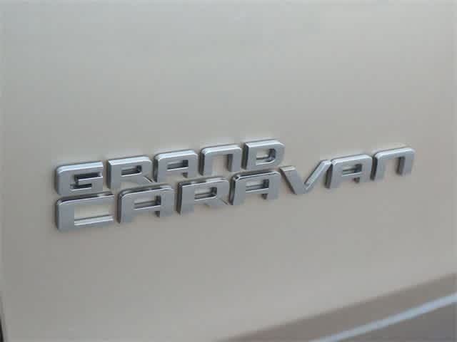 2013 Dodge Grand Caravan SE 13
