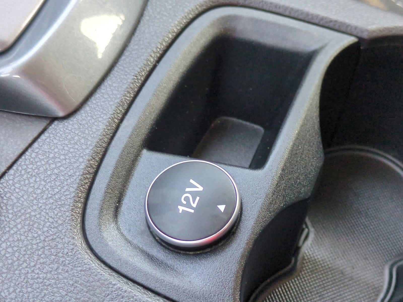 Thumbnail: 2012 Ford Focus - 32