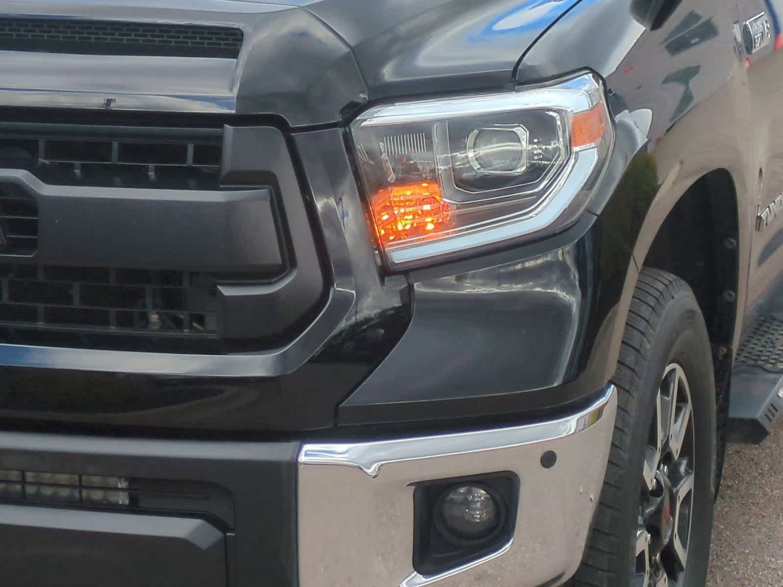 Thumbnail: 2016 Toyota Tundra - 11