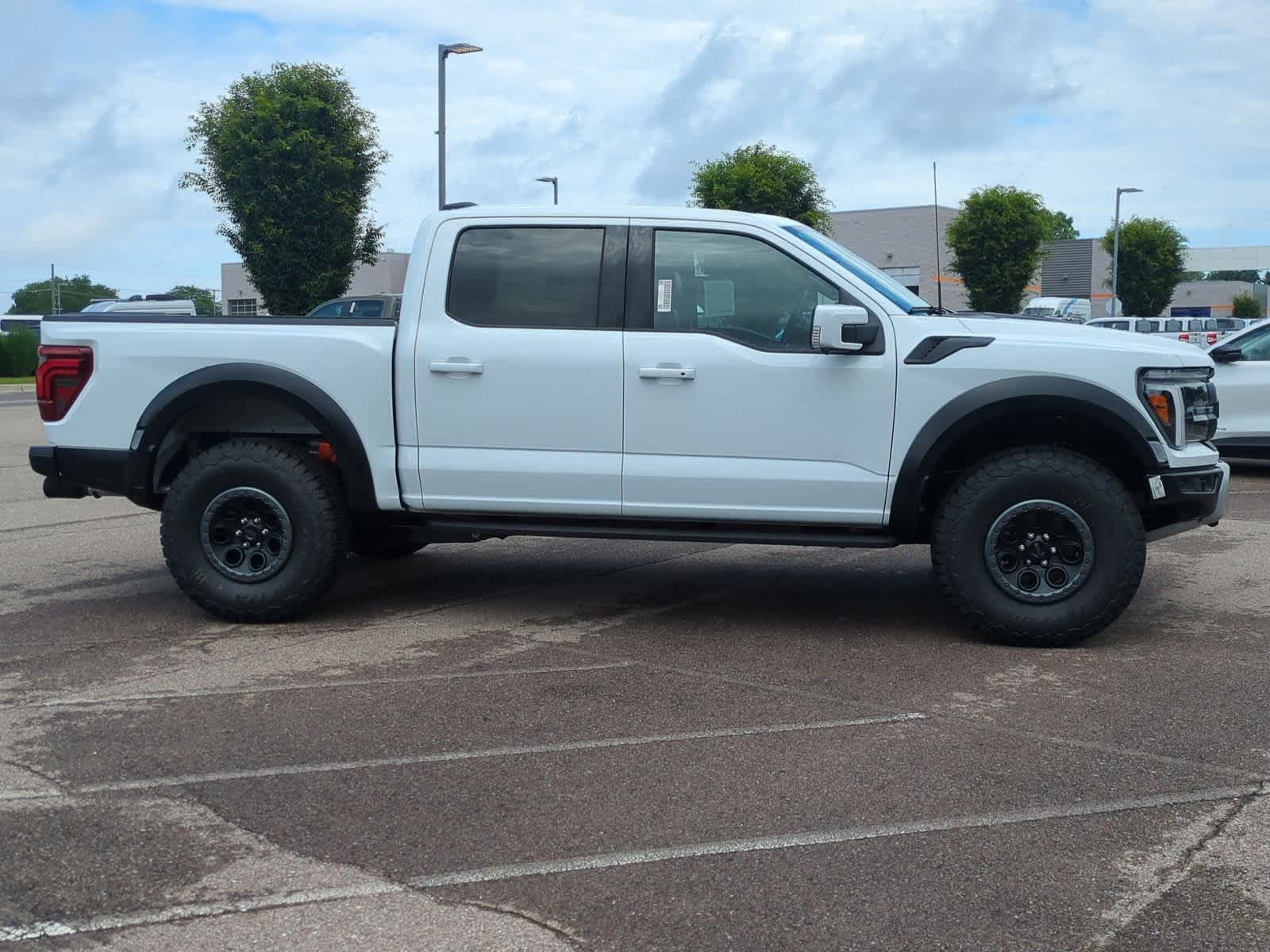 Thumbnail: 2025 Ford F-150 - 9