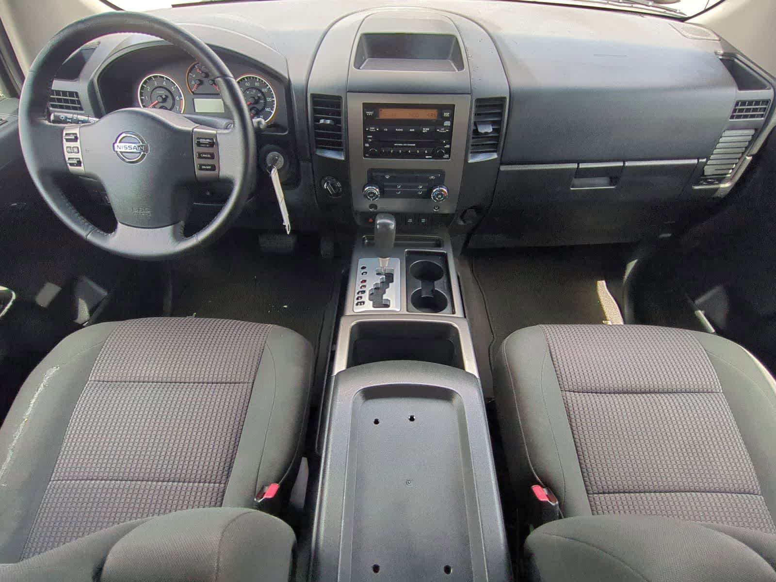 Thumbnail: 2011 Nissan Titan - 15