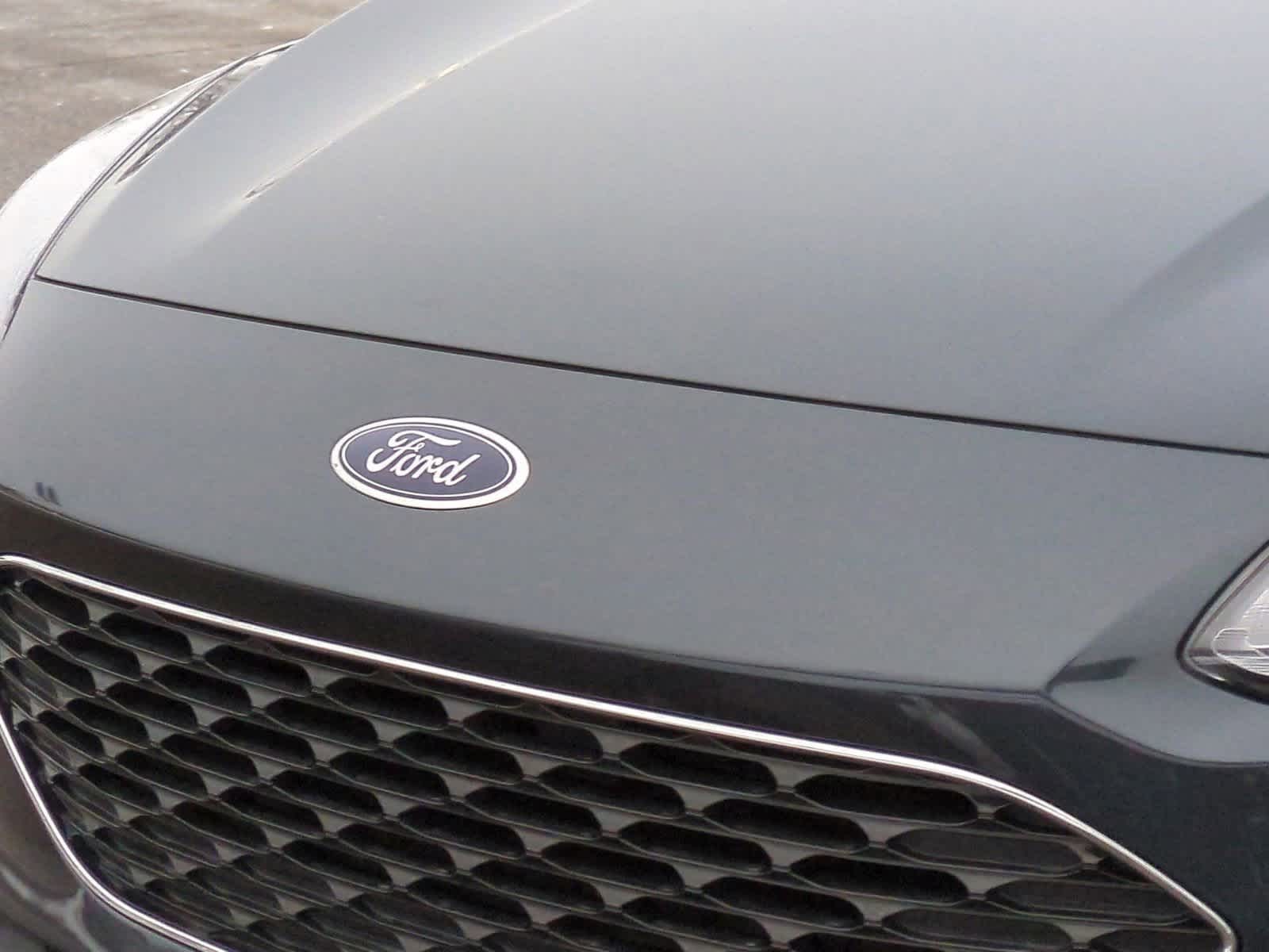 Thumbnail: 2022 Ford Escape - 12