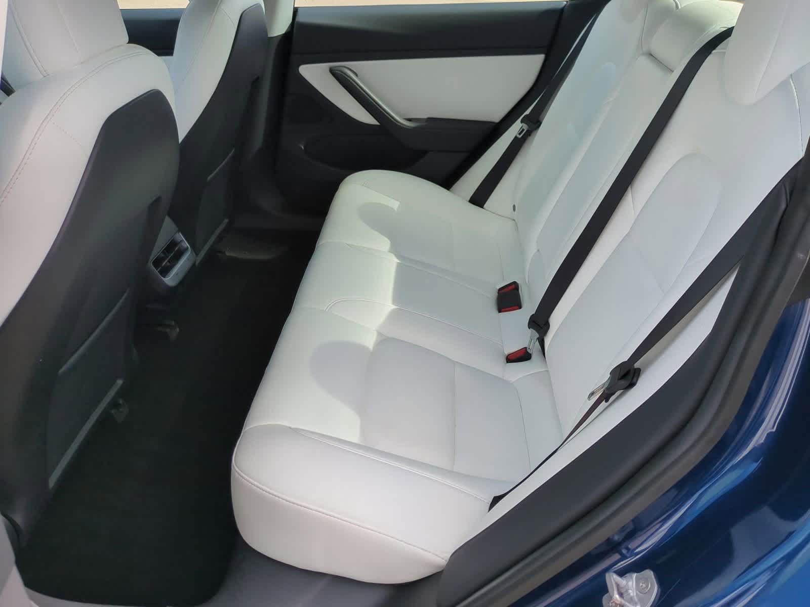 Thumbnail: 2020 Tesla Model 3 - 19