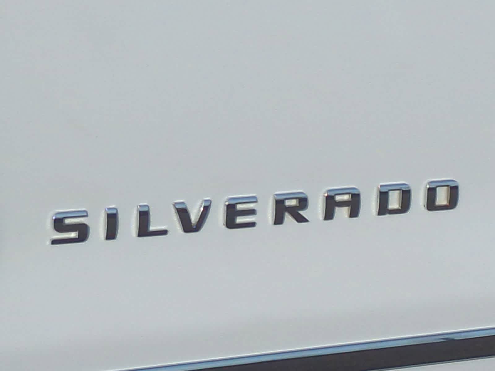 Thumbnail: 2017 Chevrolet Silverado 1500 - 10