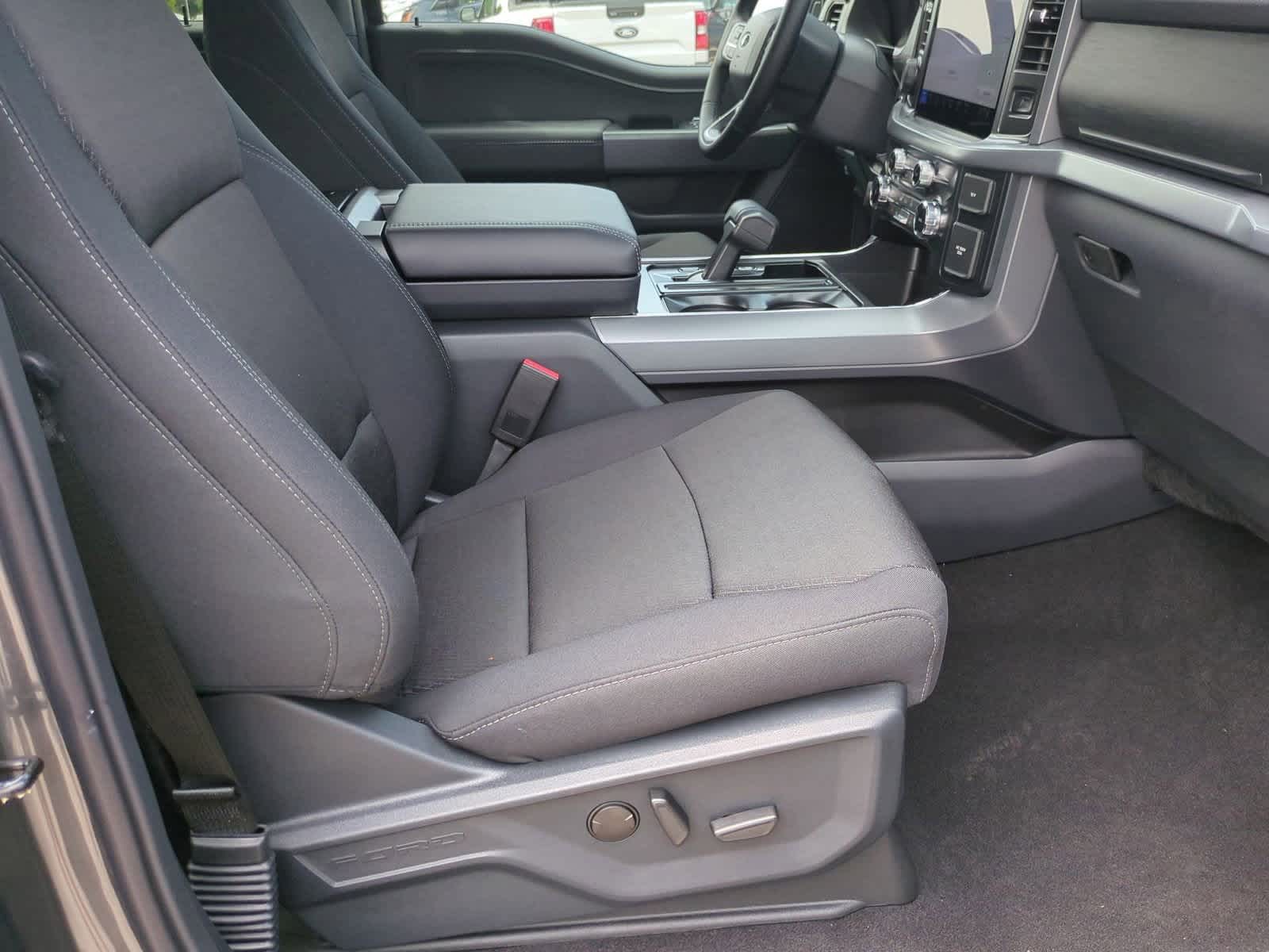 Thumbnail: 2025 Ford F-150 - 21