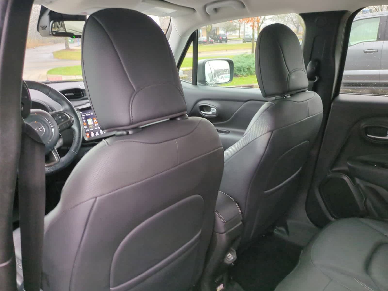 Thumbnail: 2021 Jeep Renegade - 17