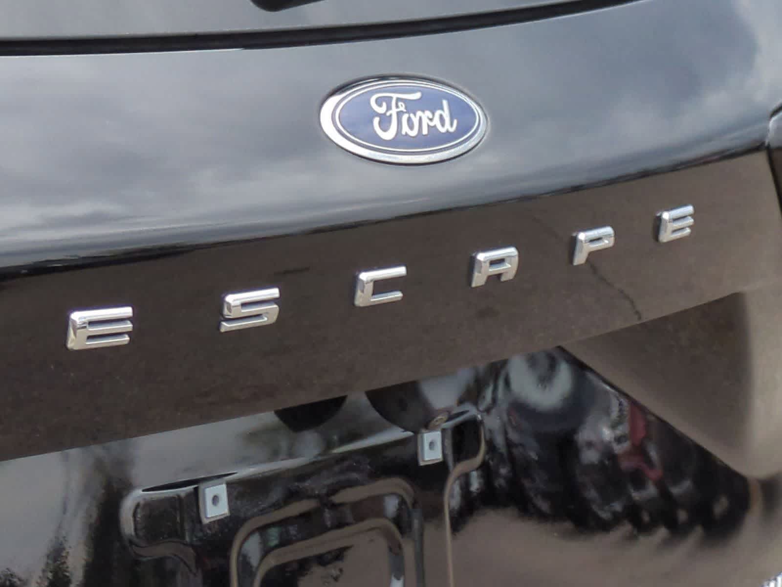 Thumbnail: 2023 Ford Escape - 13