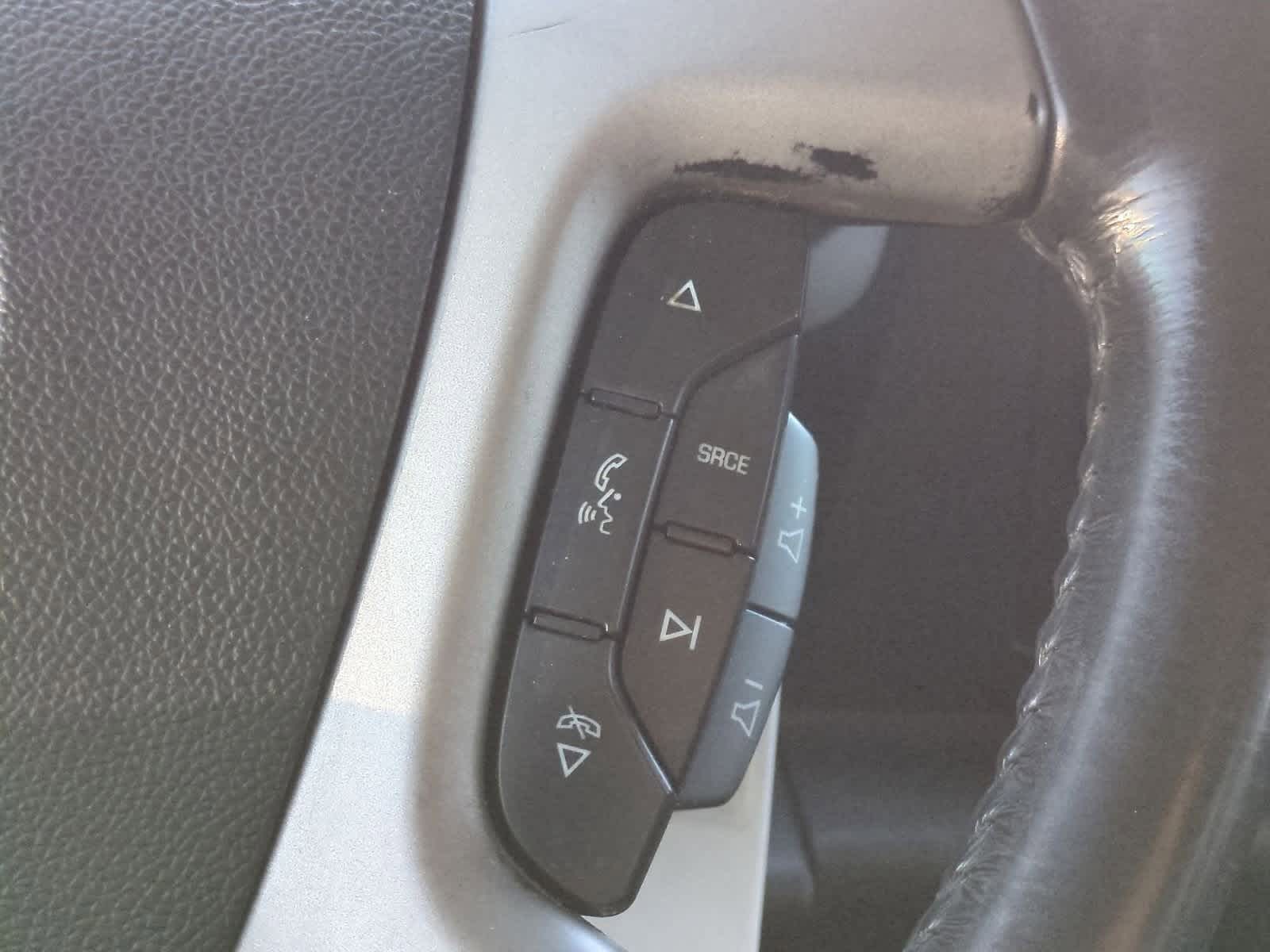 Thumbnail: 2011 Chevrolet Silverado 1500 - 24