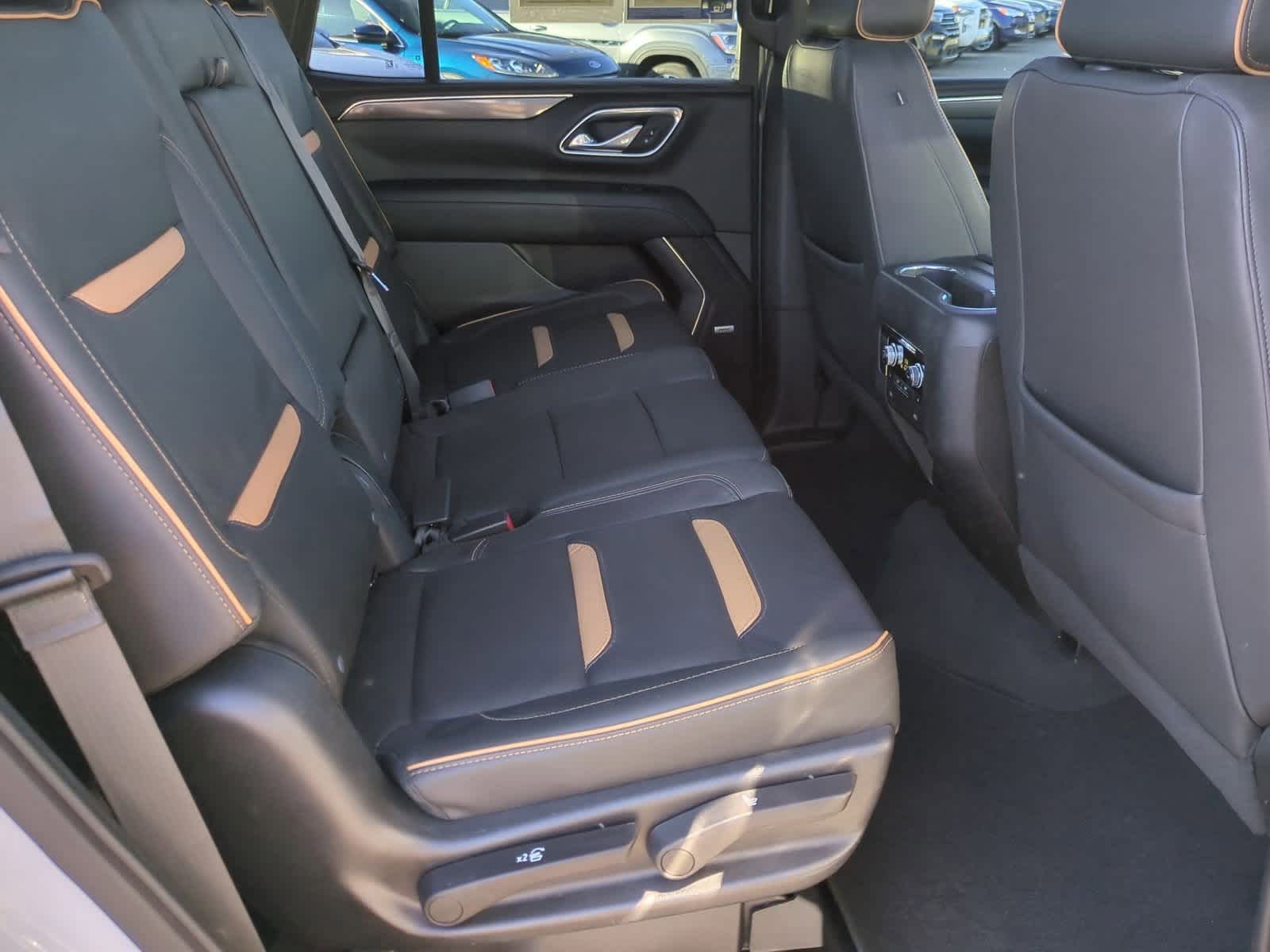 Thumbnail: 2023 GMC Yukon - 21