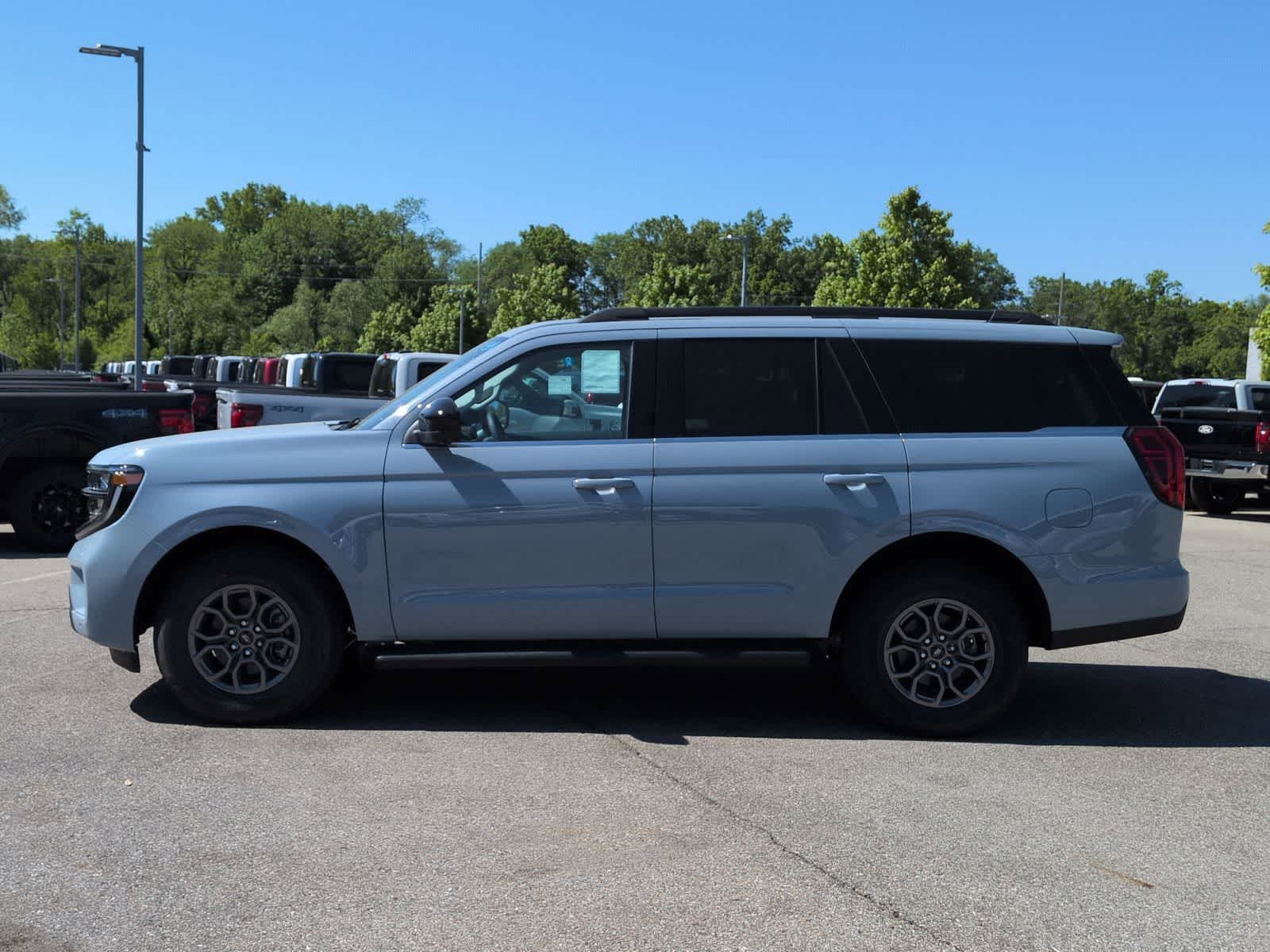Thumbnail: 2026 Ford Expedition - 5