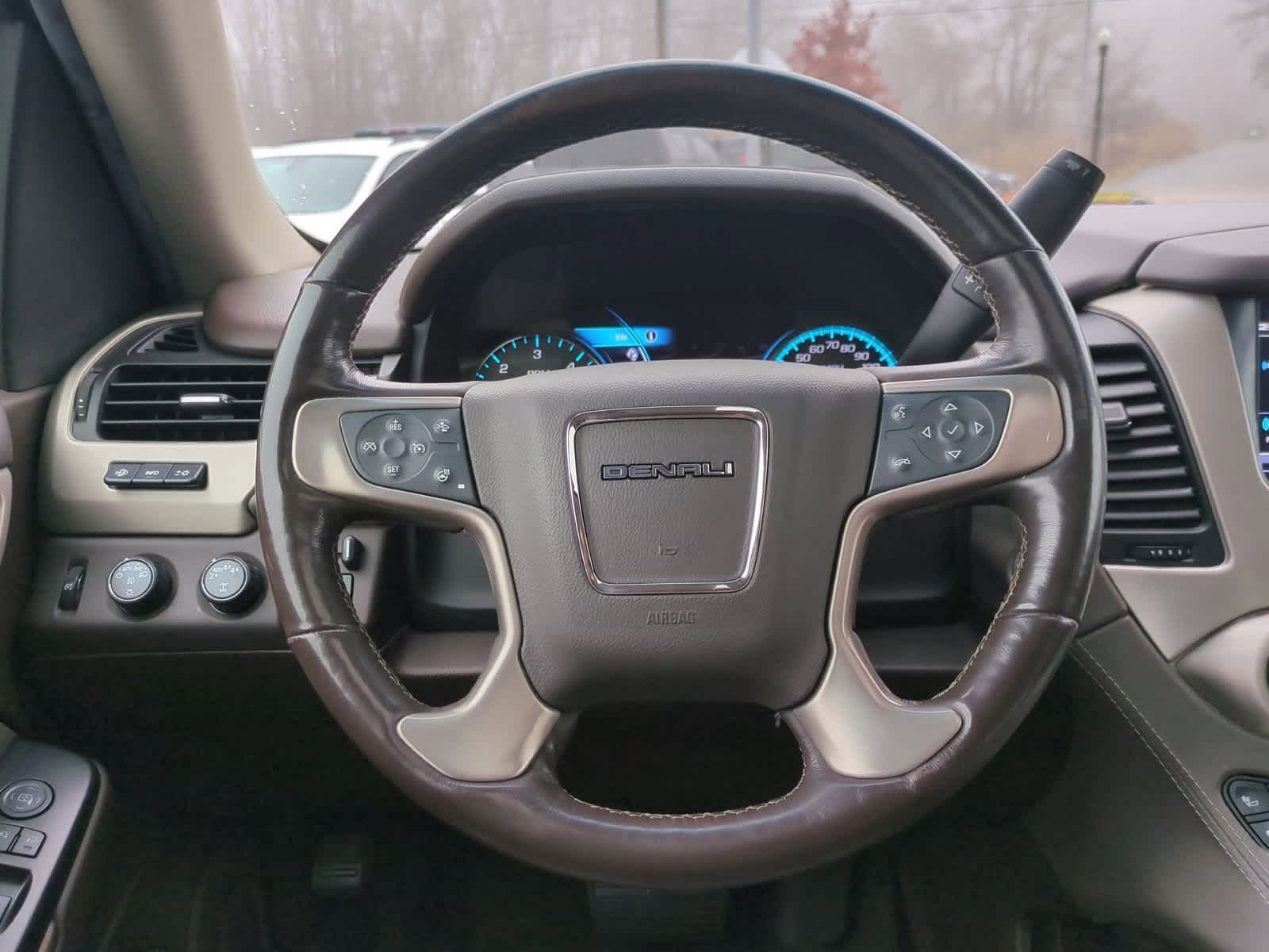 Thumbnail: 2018 GMC Yukon - 26