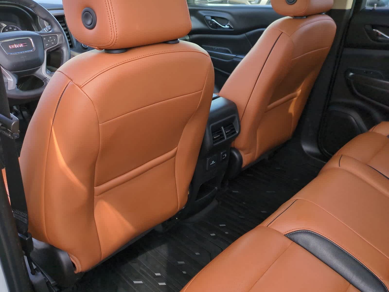 Thumbnail: 2017 GMC Acadia - 18