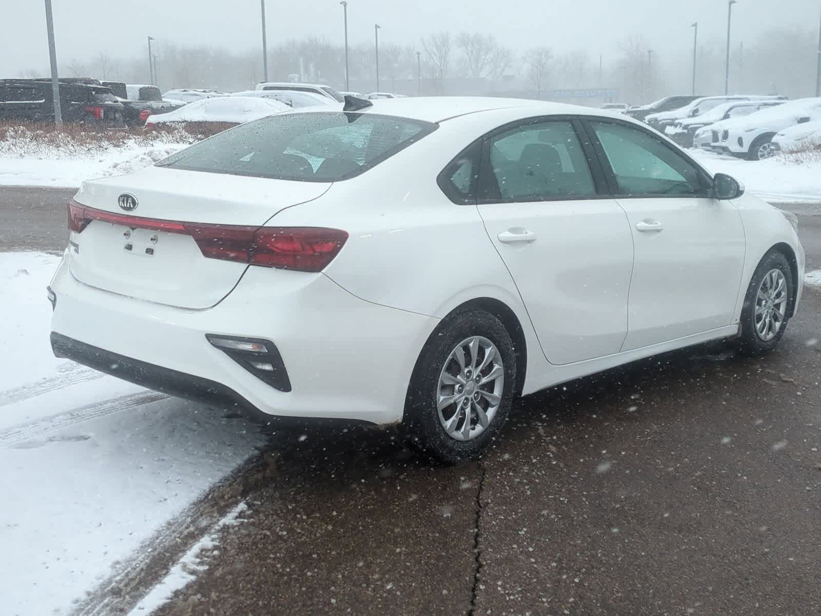 Thumbnail: 2019 Kia Forte - 8