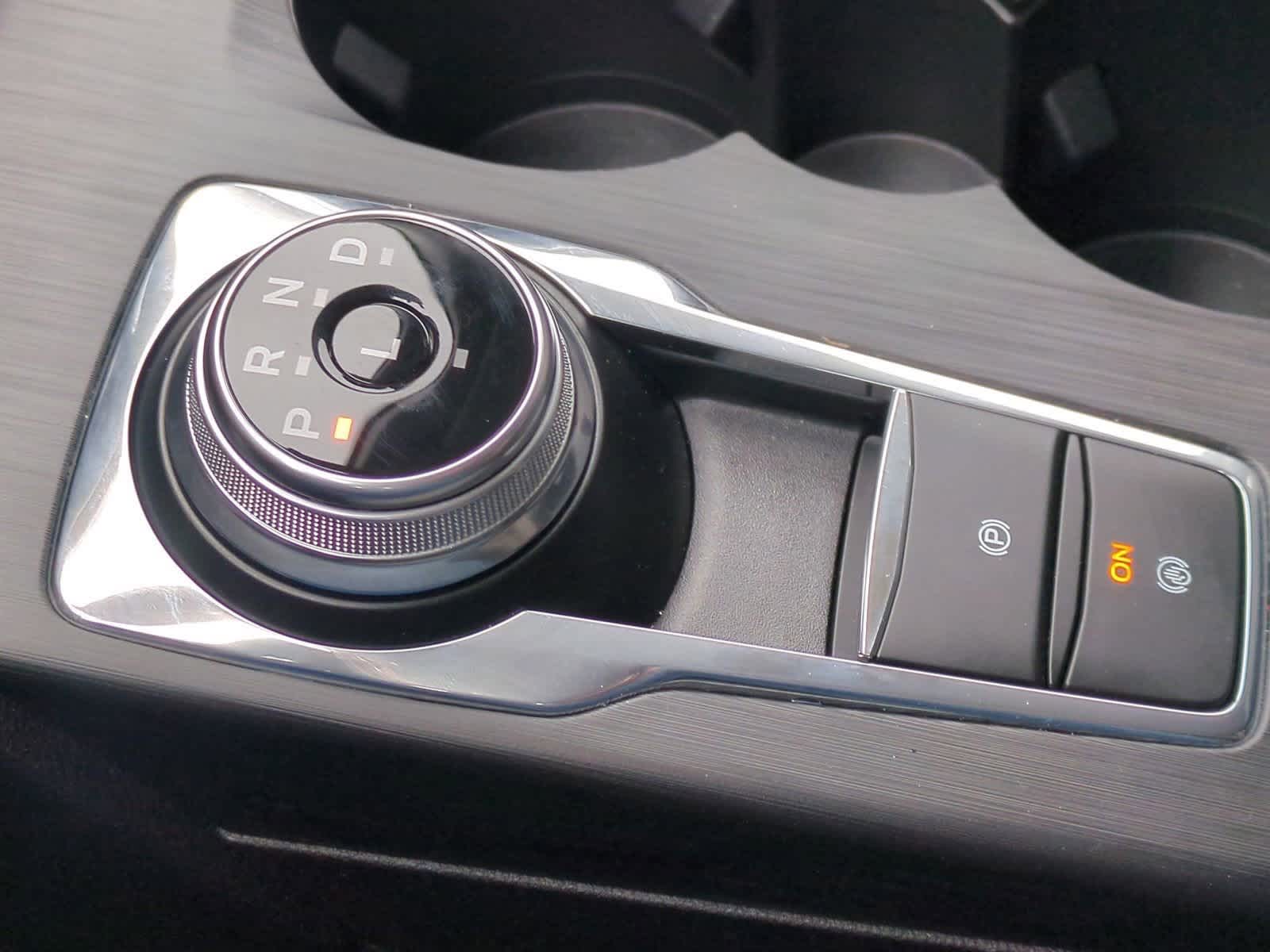 Thumbnail: 2021 Ford Escape - 31