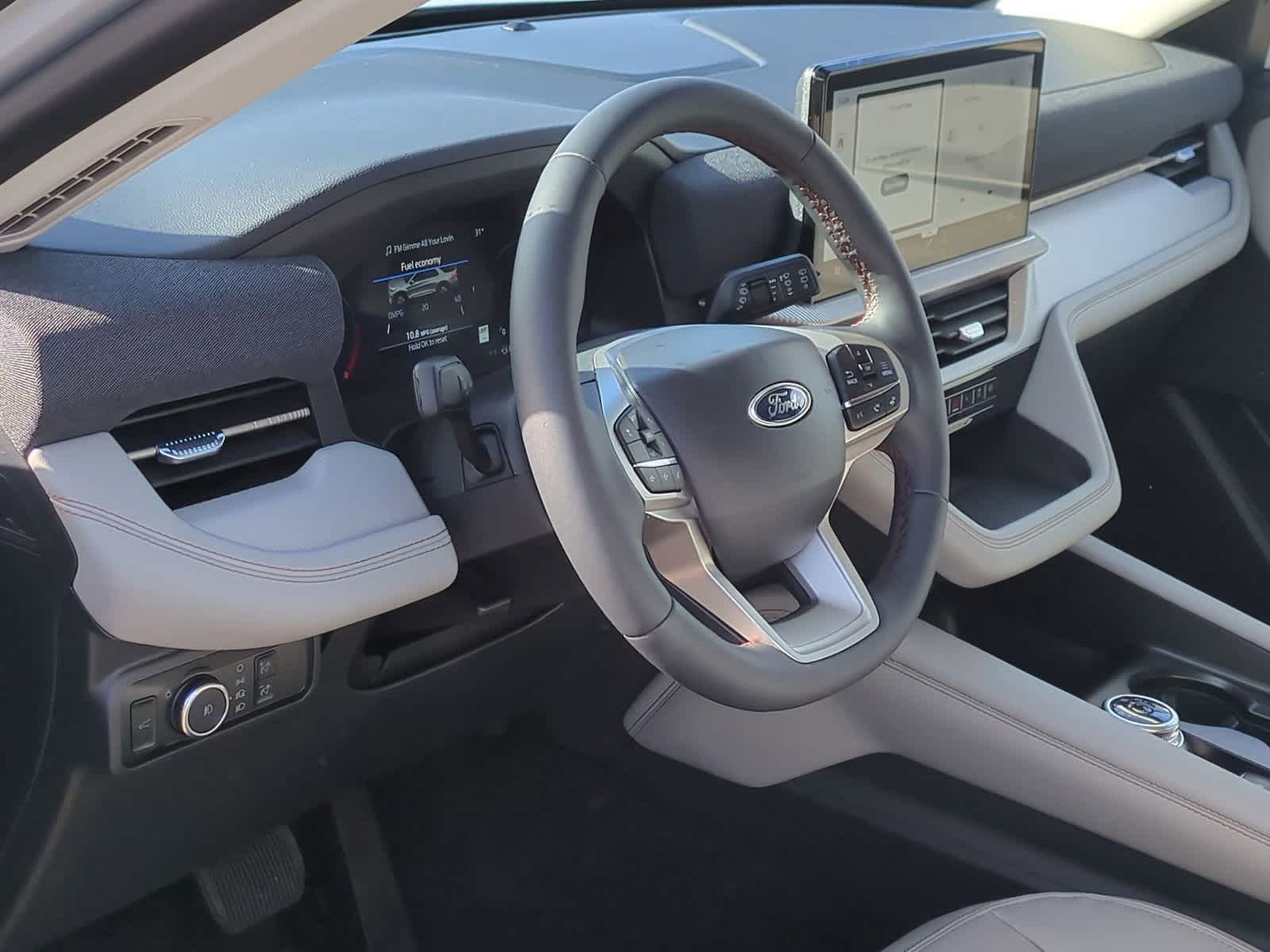 Thumbnail: 2026 Ford Explorer - 10