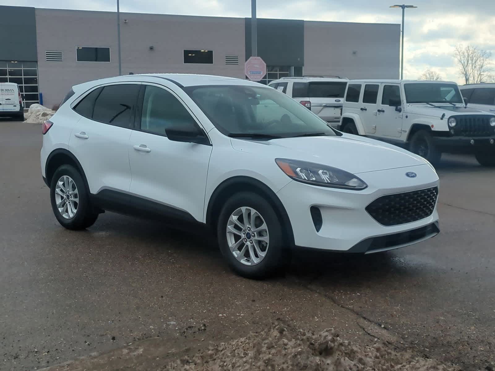 Thumbnail: 2022 Ford Escape - 2