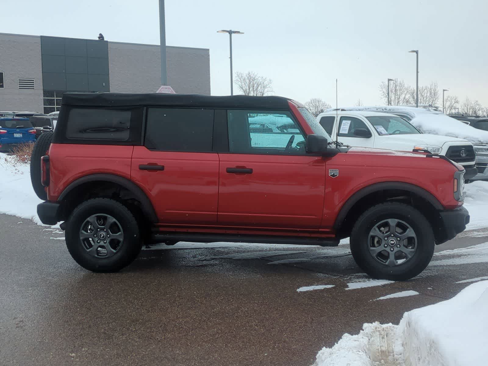 Thumbnail: 2023 Ford Bronco - 9