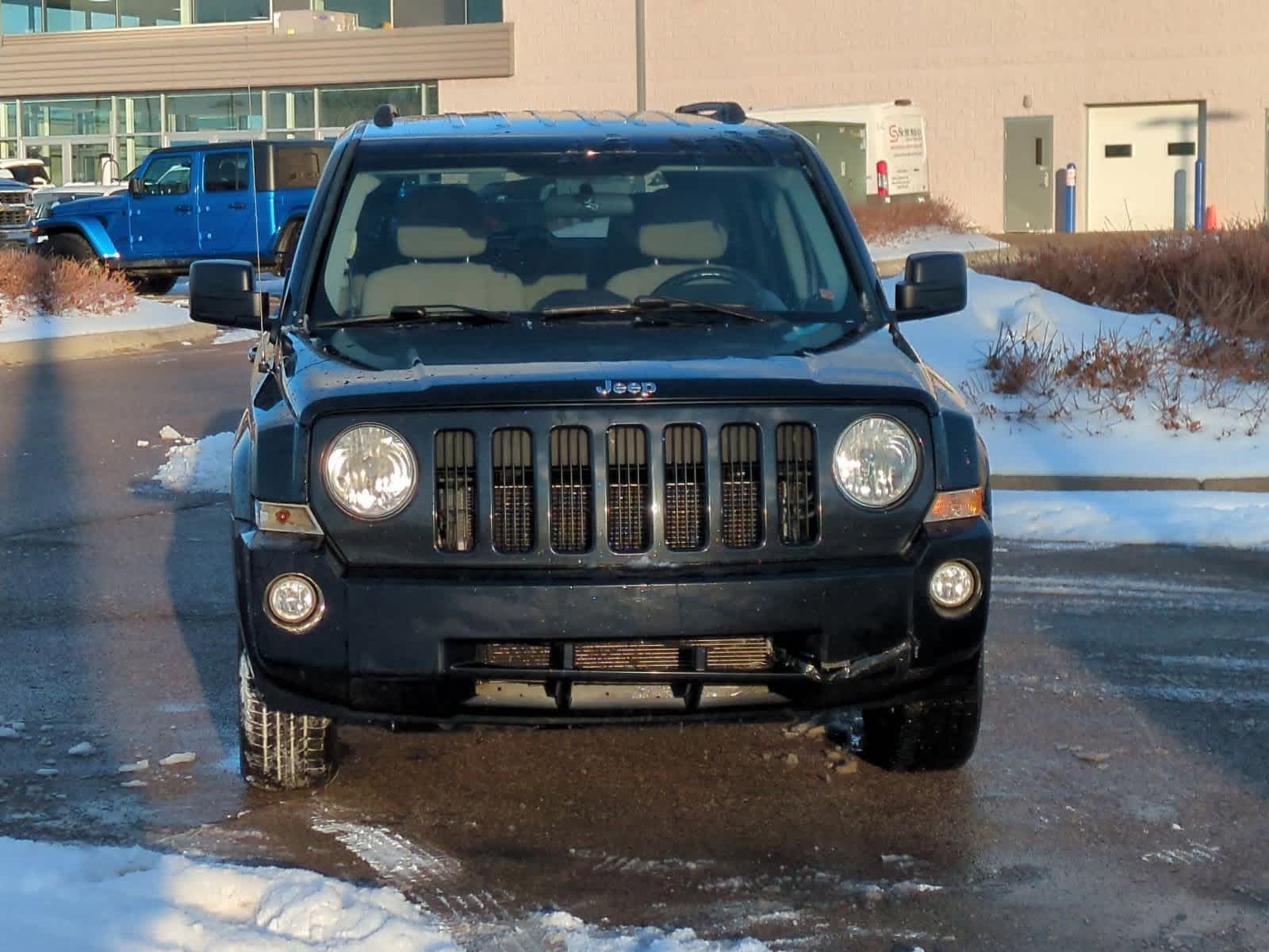 Thumbnail: 2010 Jeep Patriot - 3