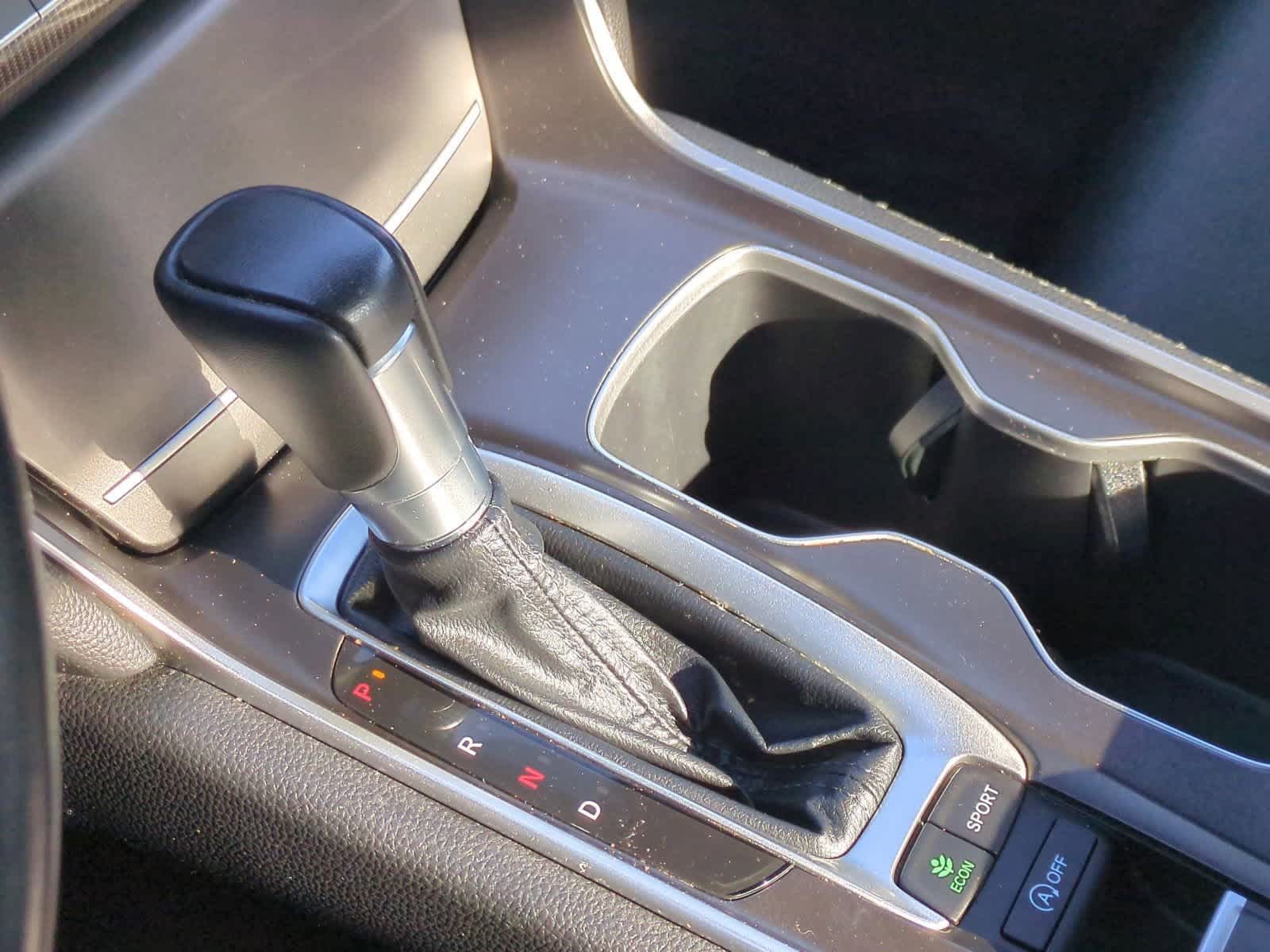 Thumbnail: 2022 Honda Accord - 31