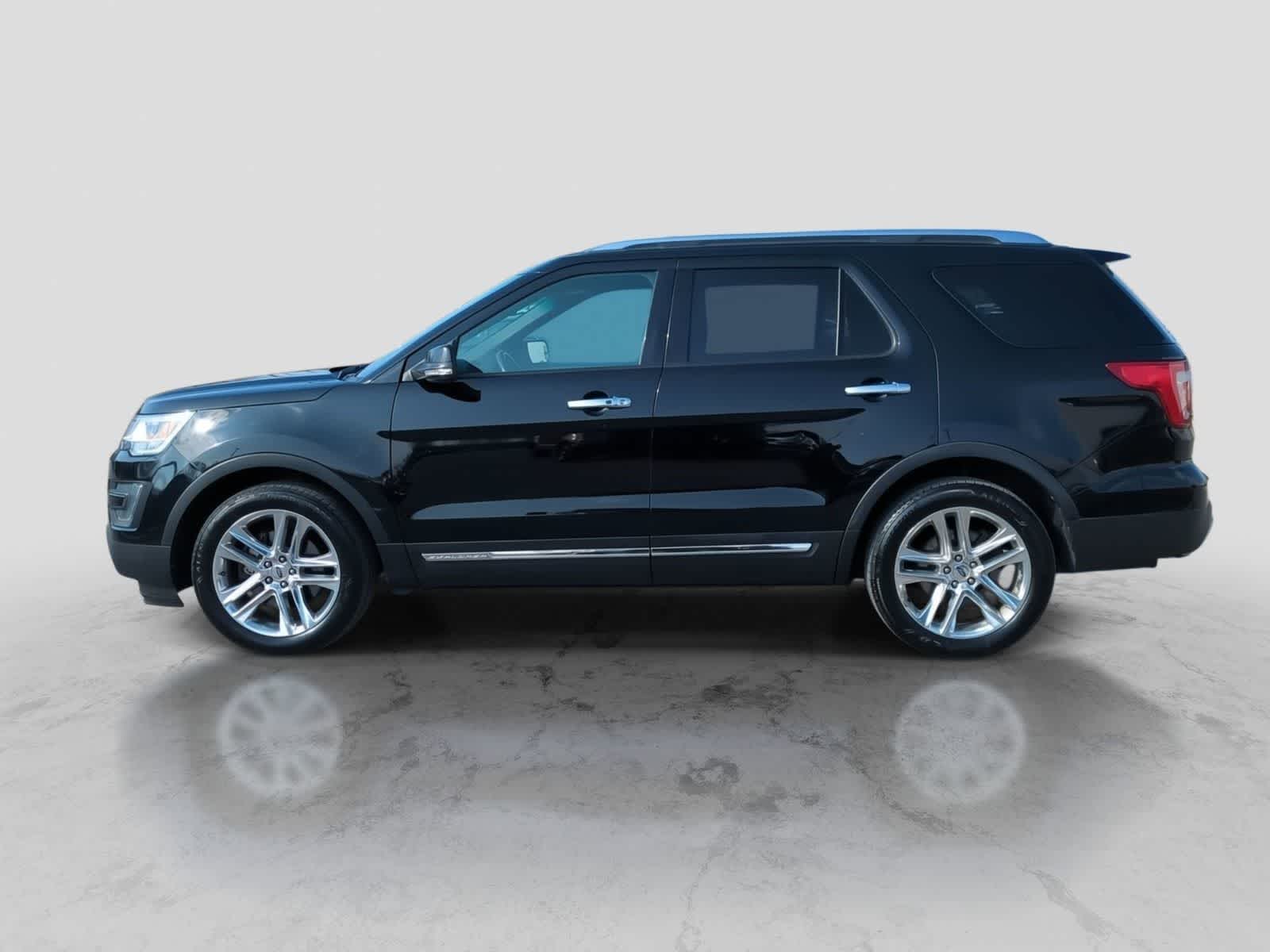 Thumbnail: 2016 Ford Explorer - 5