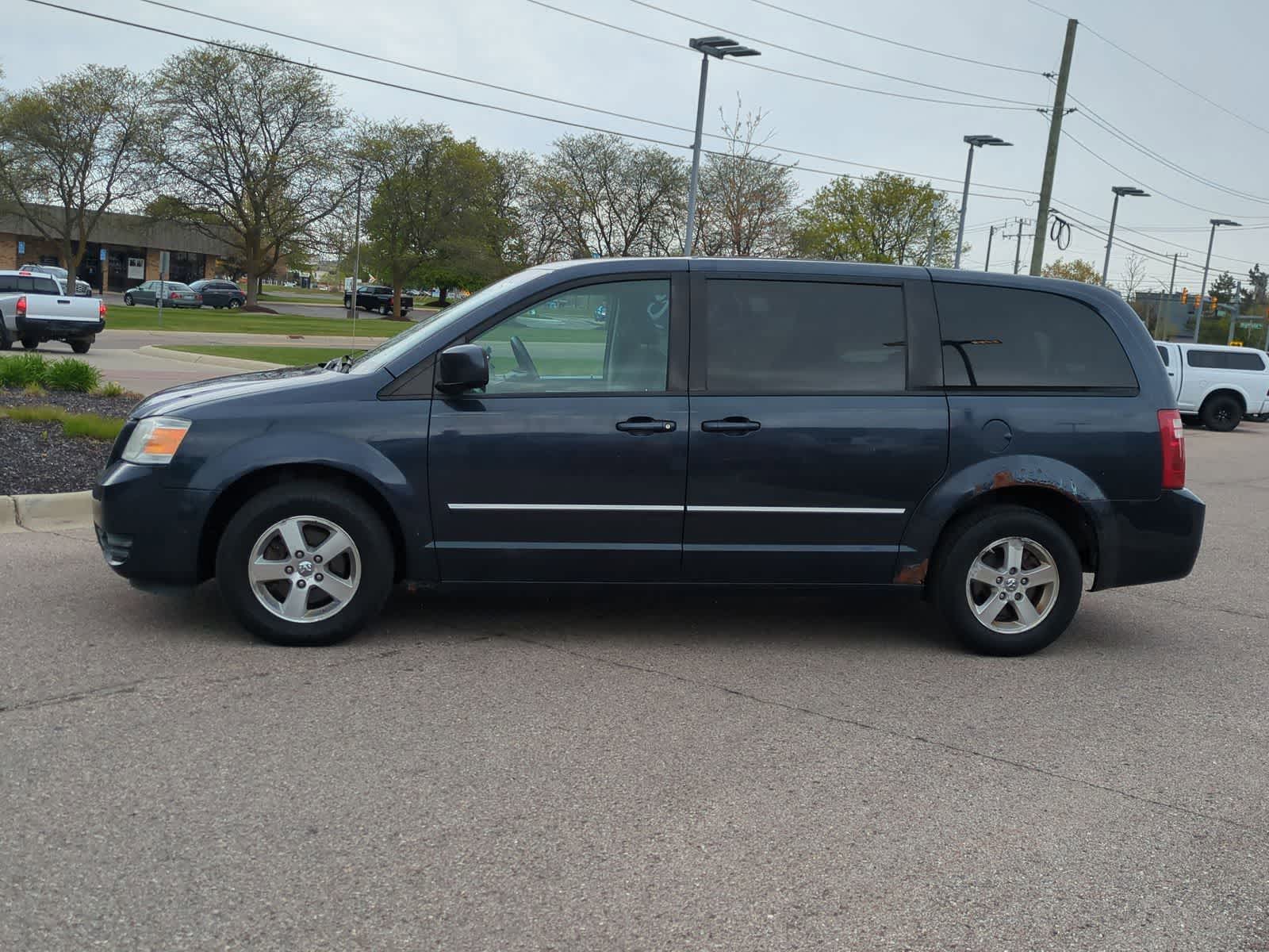 Thumbnail: 2008 Dodge Grand Caravan - 5