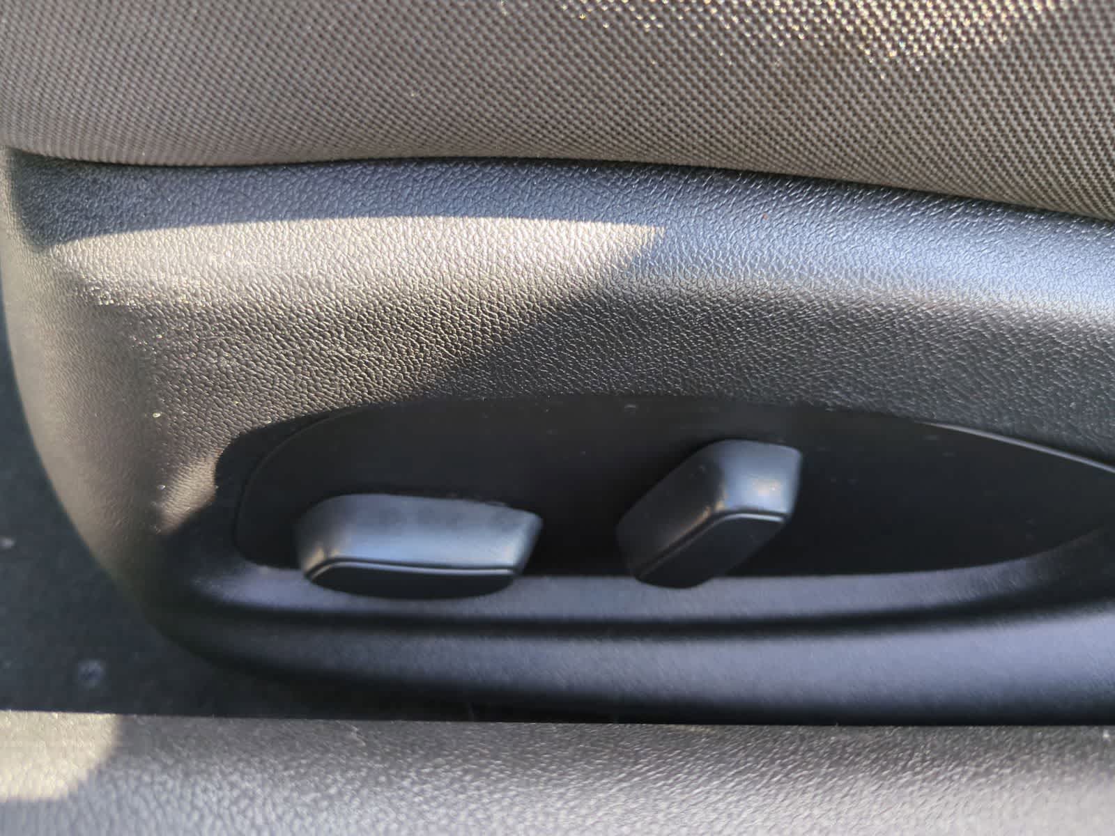 Thumbnail: 2020 Chevrolet Camaro - 18